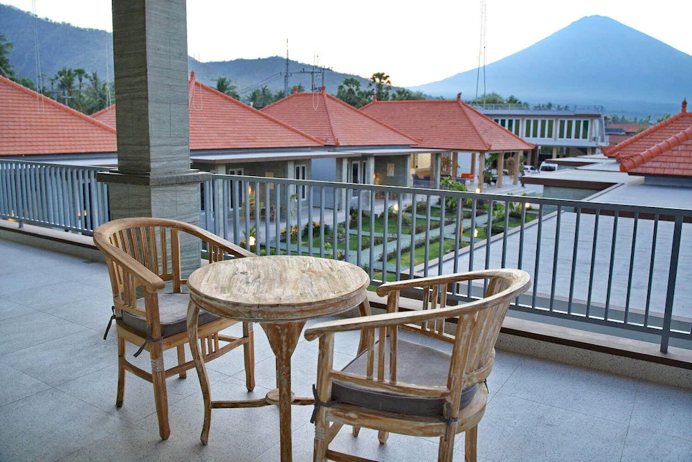 Seamount Hotel