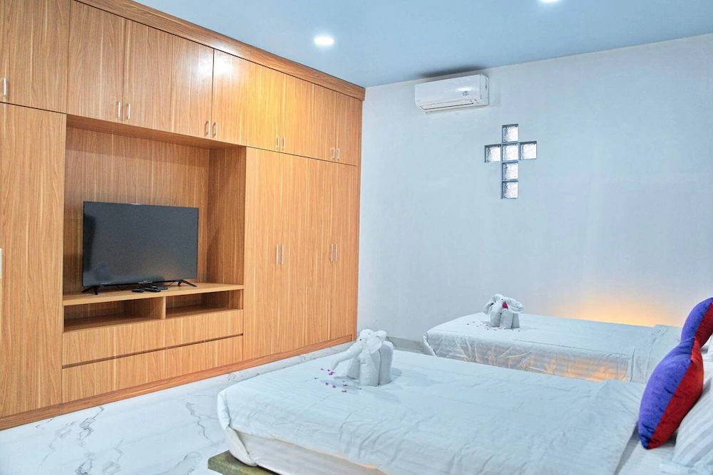 Seamount Hotel