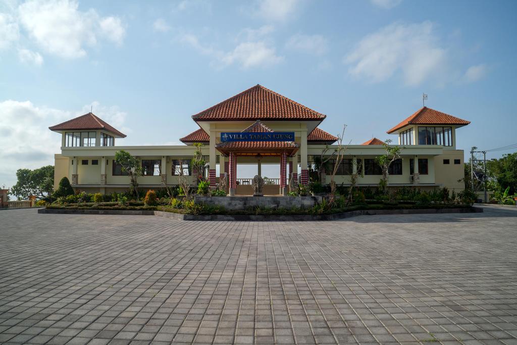 Taman Surgawi Resort and Spa