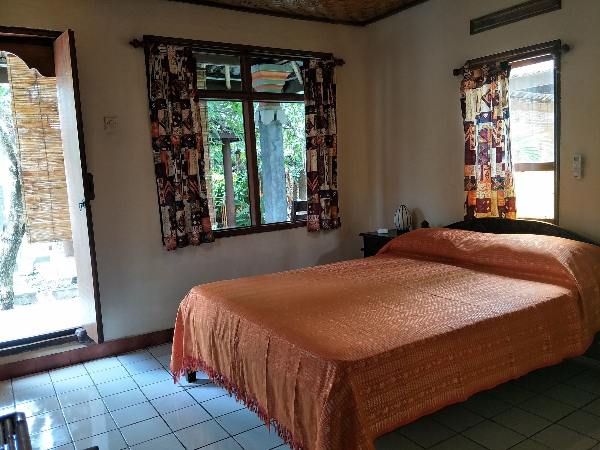 Temple Cafe & Seaside Cottages