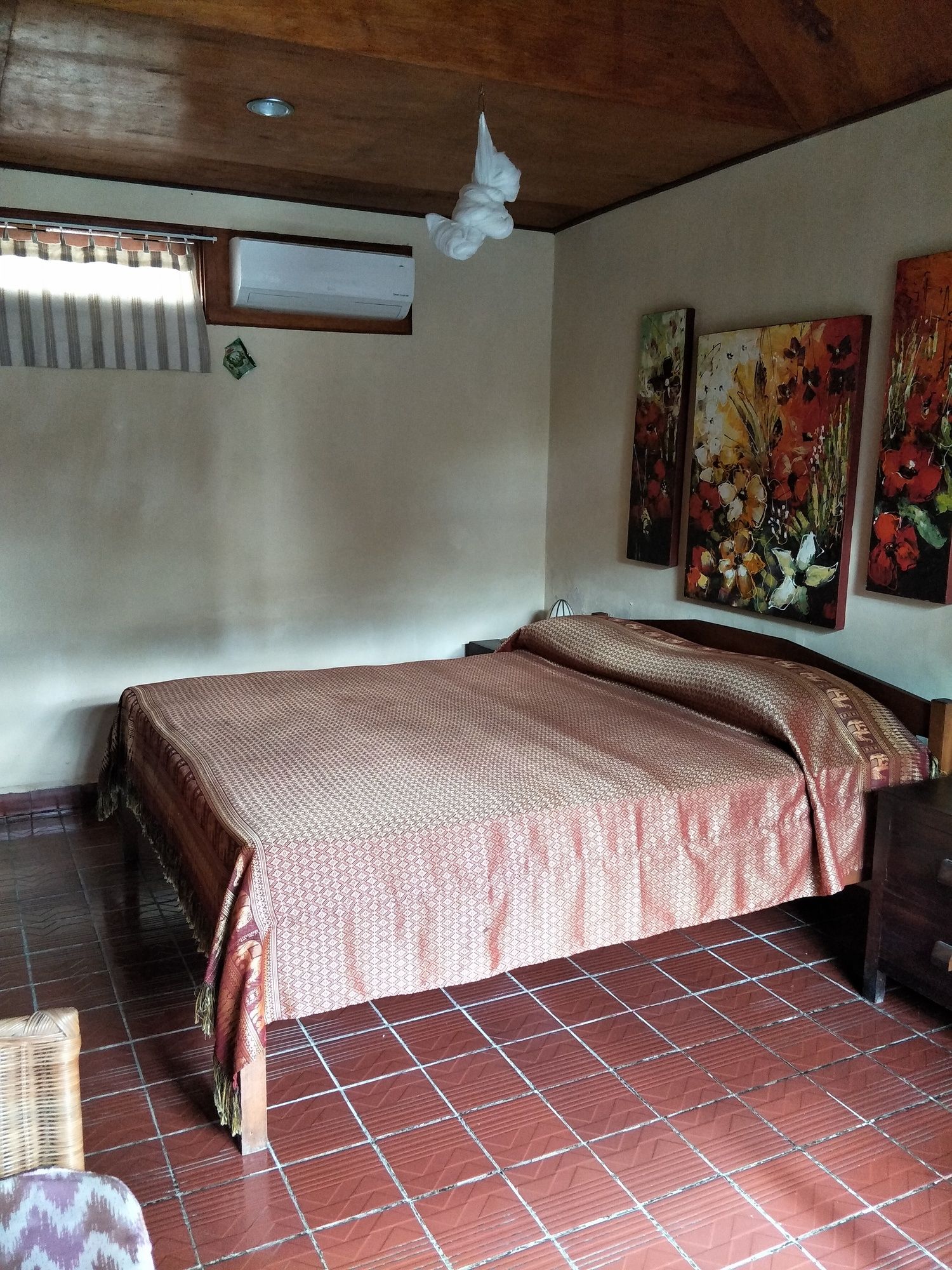 Temple Cafe & Seaside Cottages