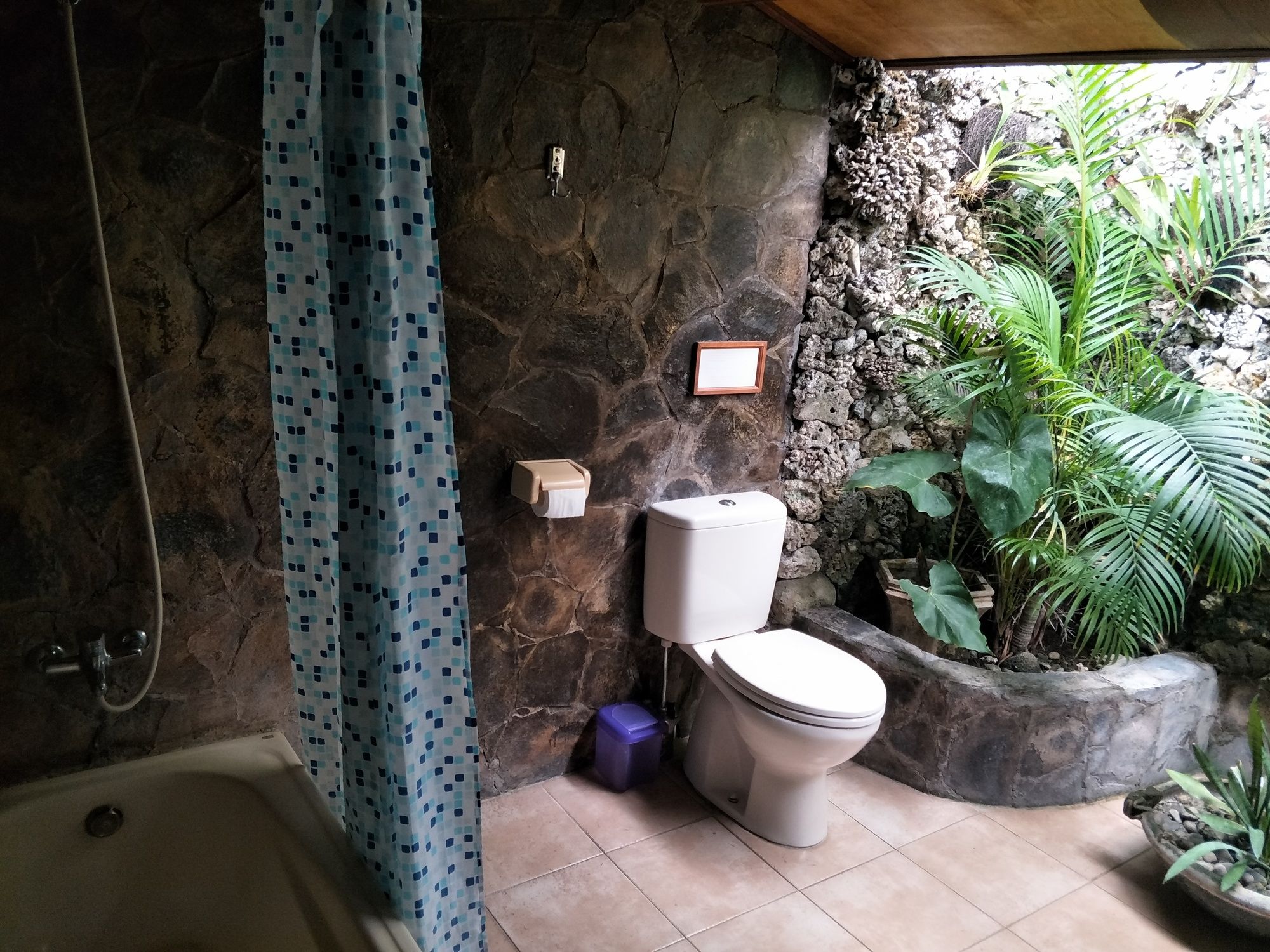 Temple Cafe & Seaside Cottages