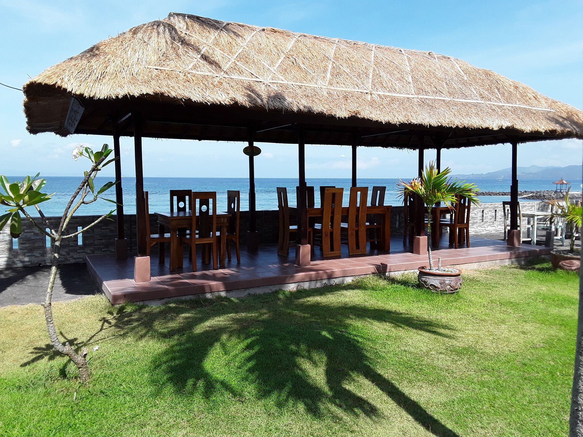 Temple Cafe & Seaside Cottages