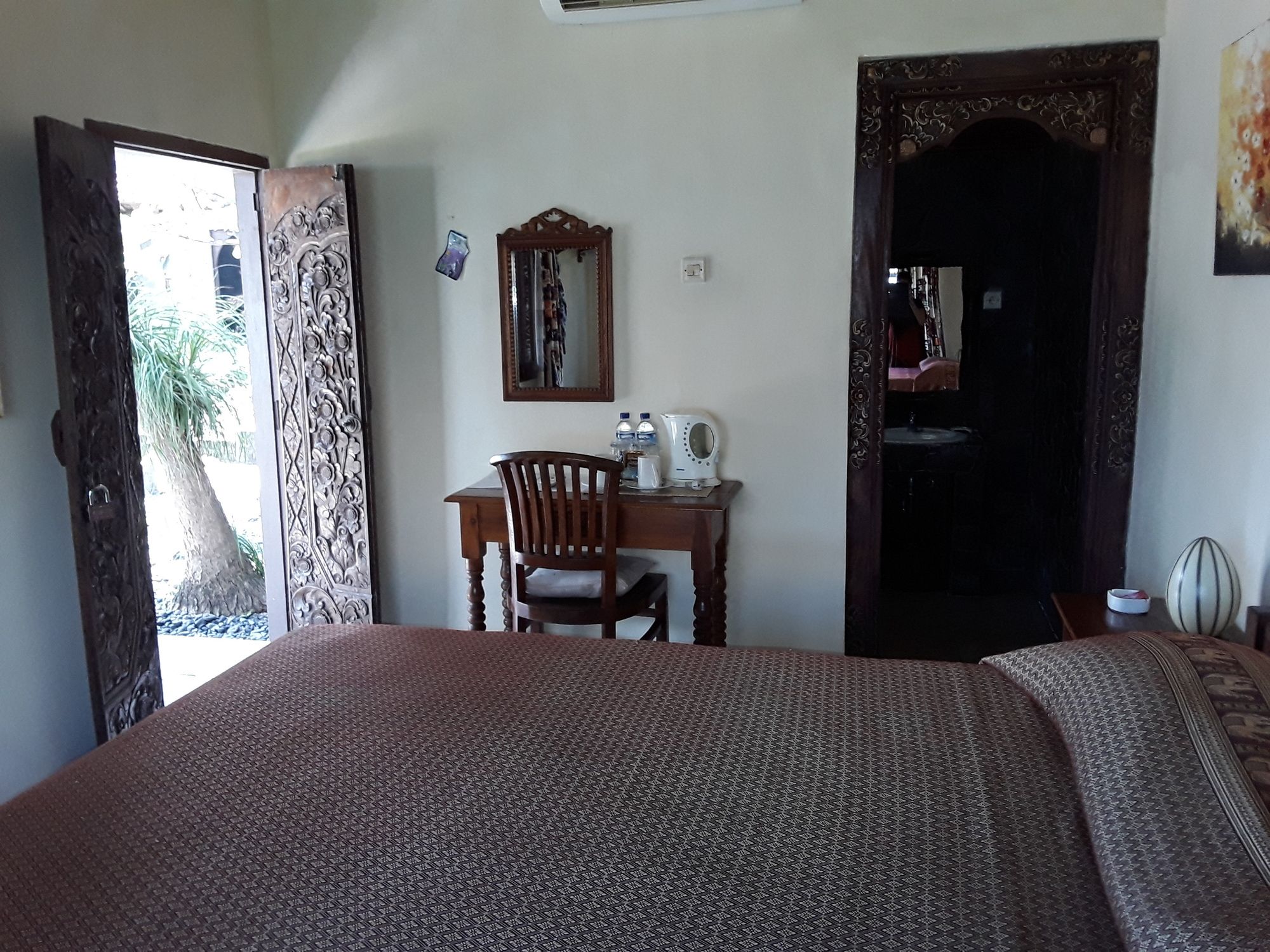 Temple Cafe & Seaside Cottages