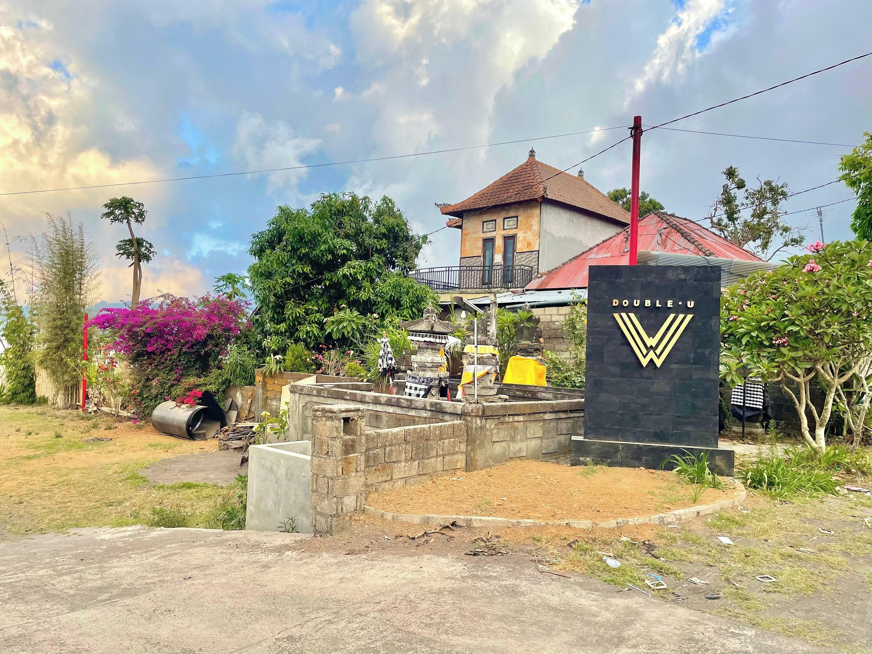 Double U Camp and Villa