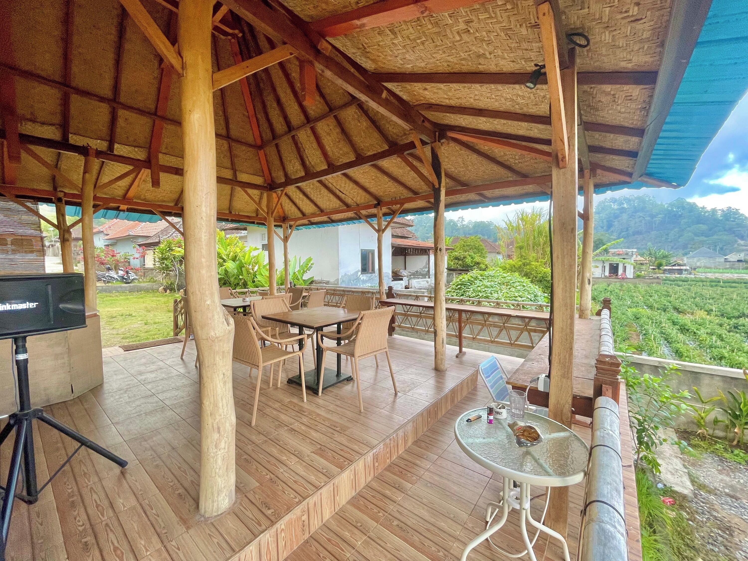 Double U Camp and Villa