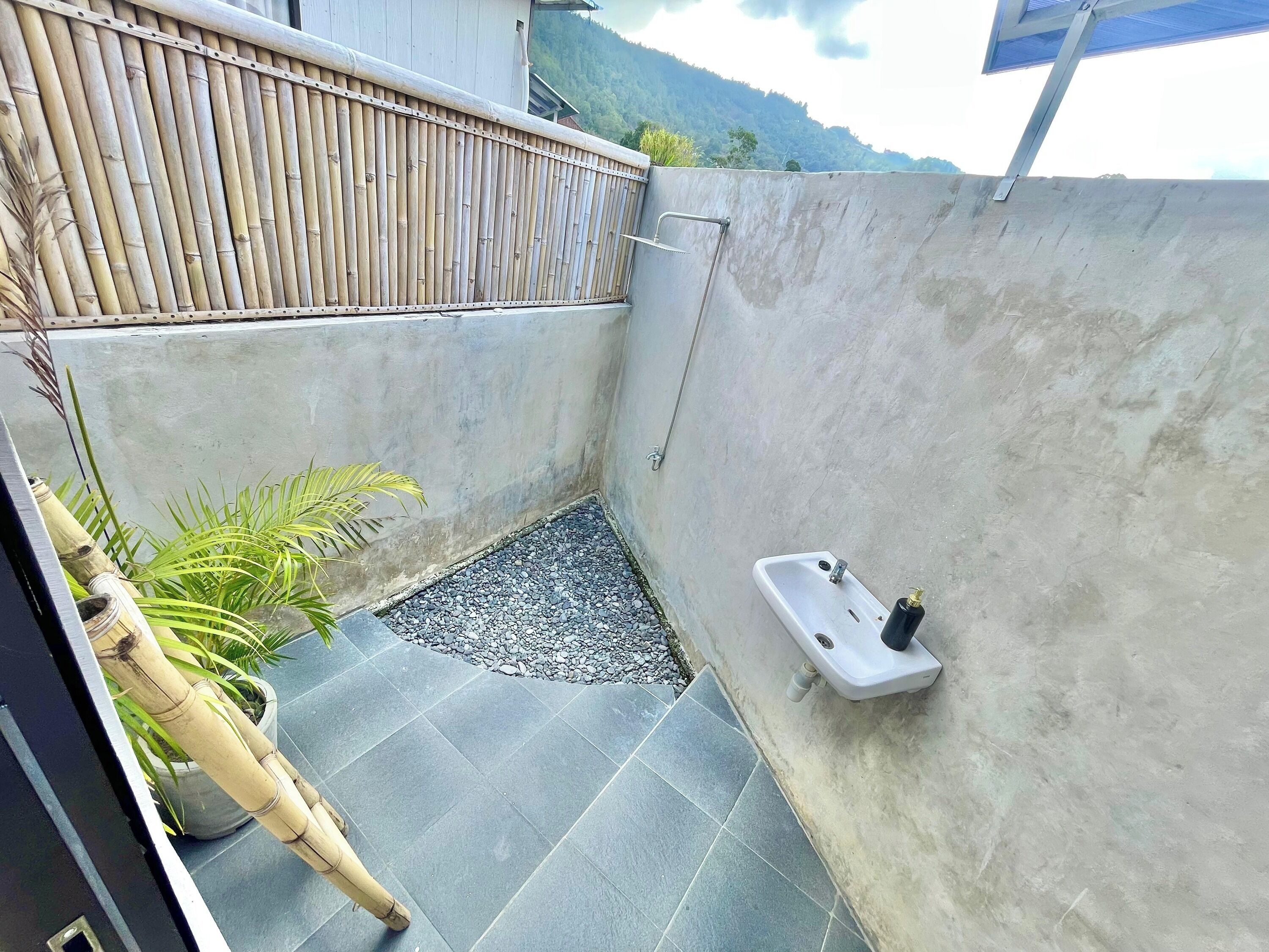 Double U Camp and Villa