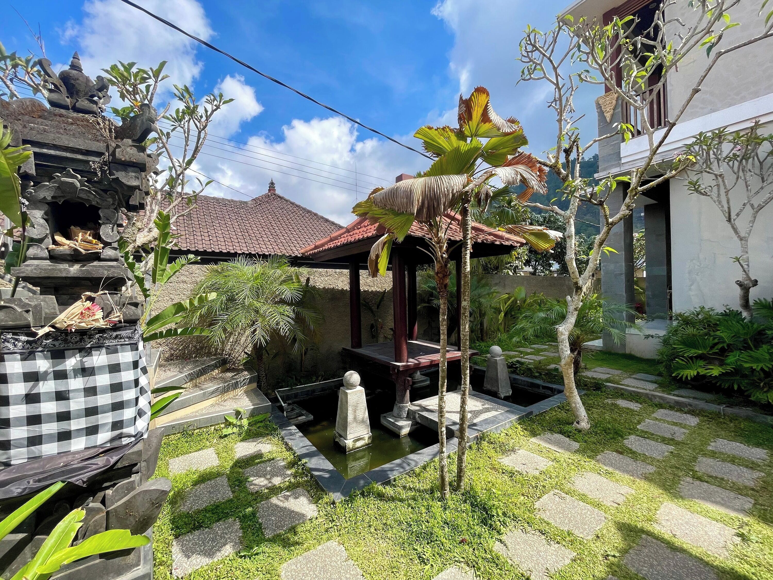 Double U Camp and Villa