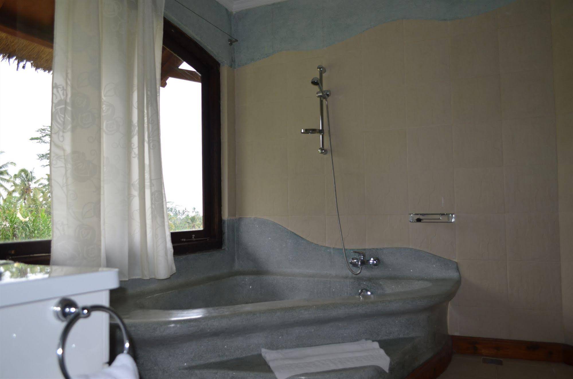 Saudara Home