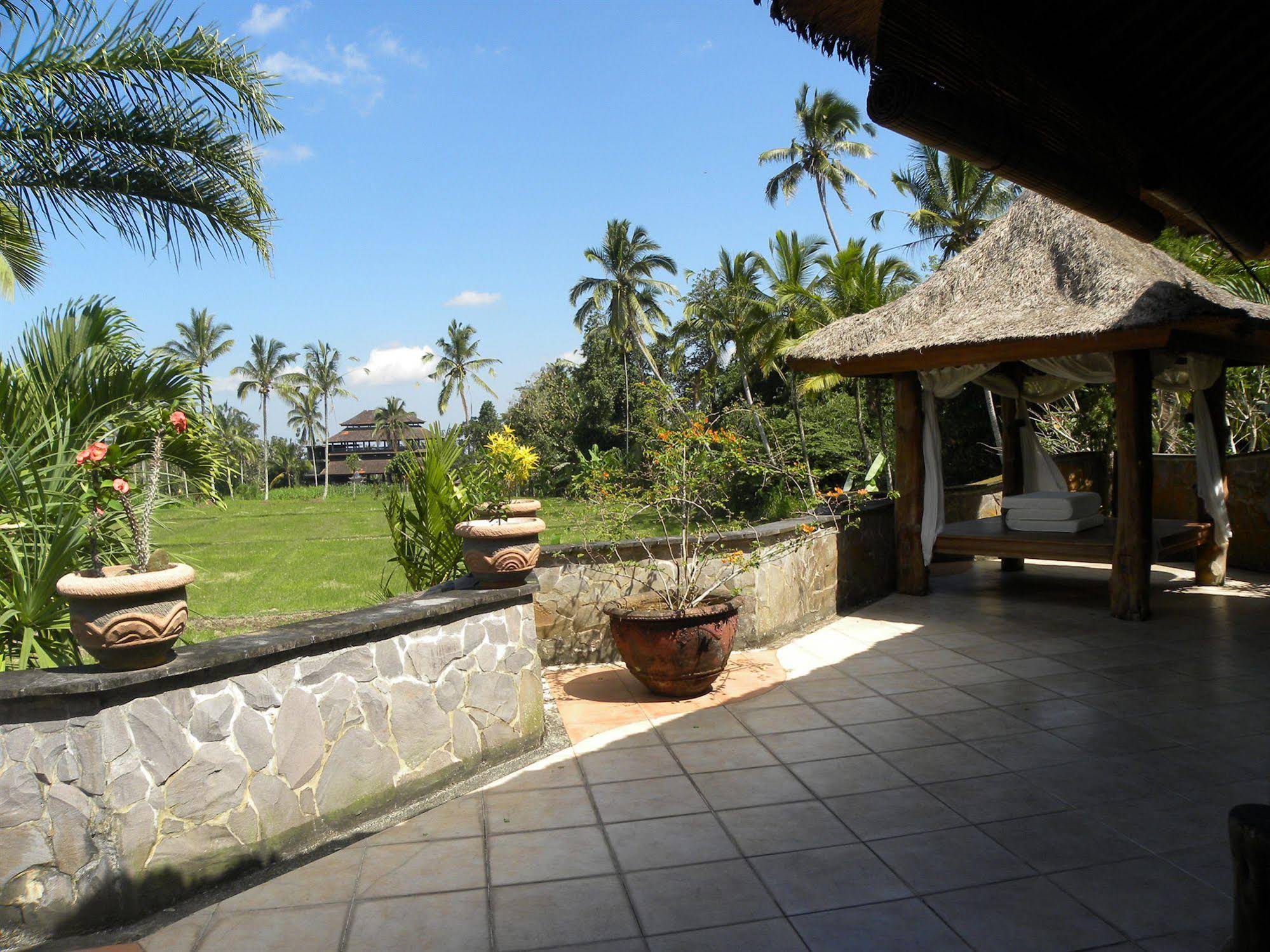 Saudara Home
