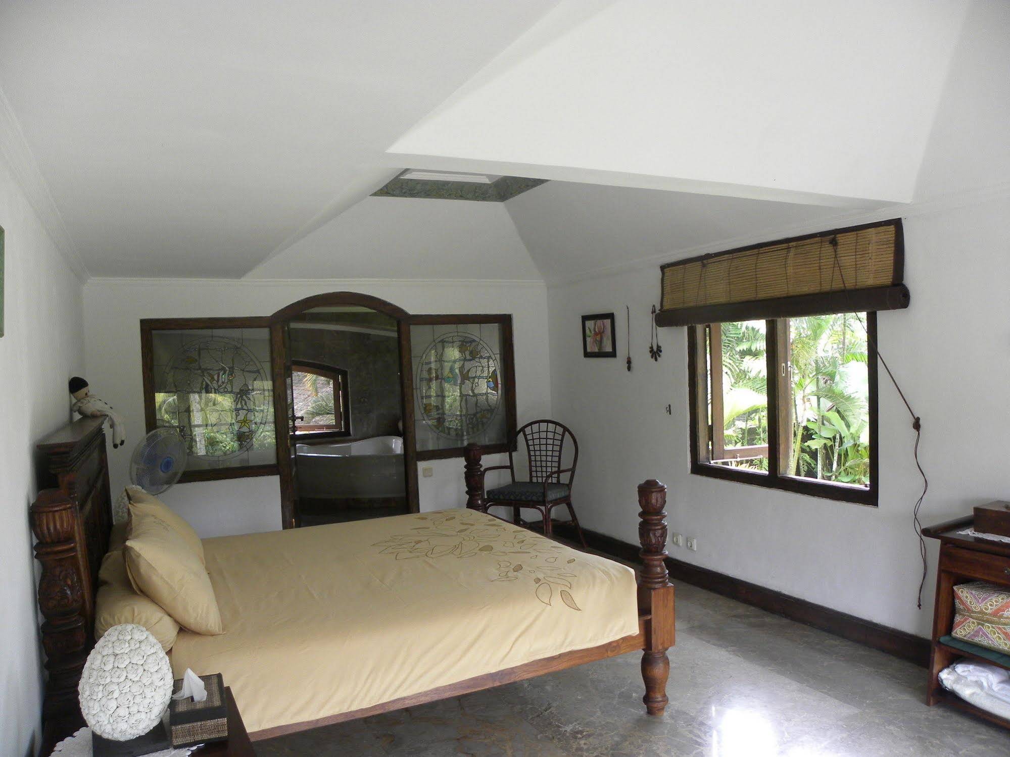 Saudara Home
