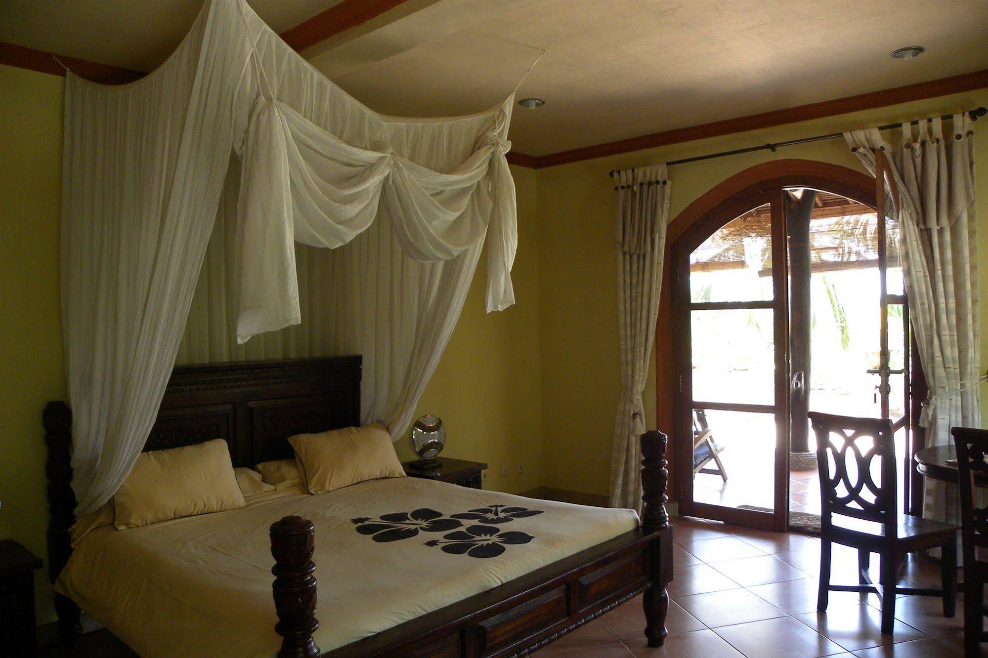 Saudara Home