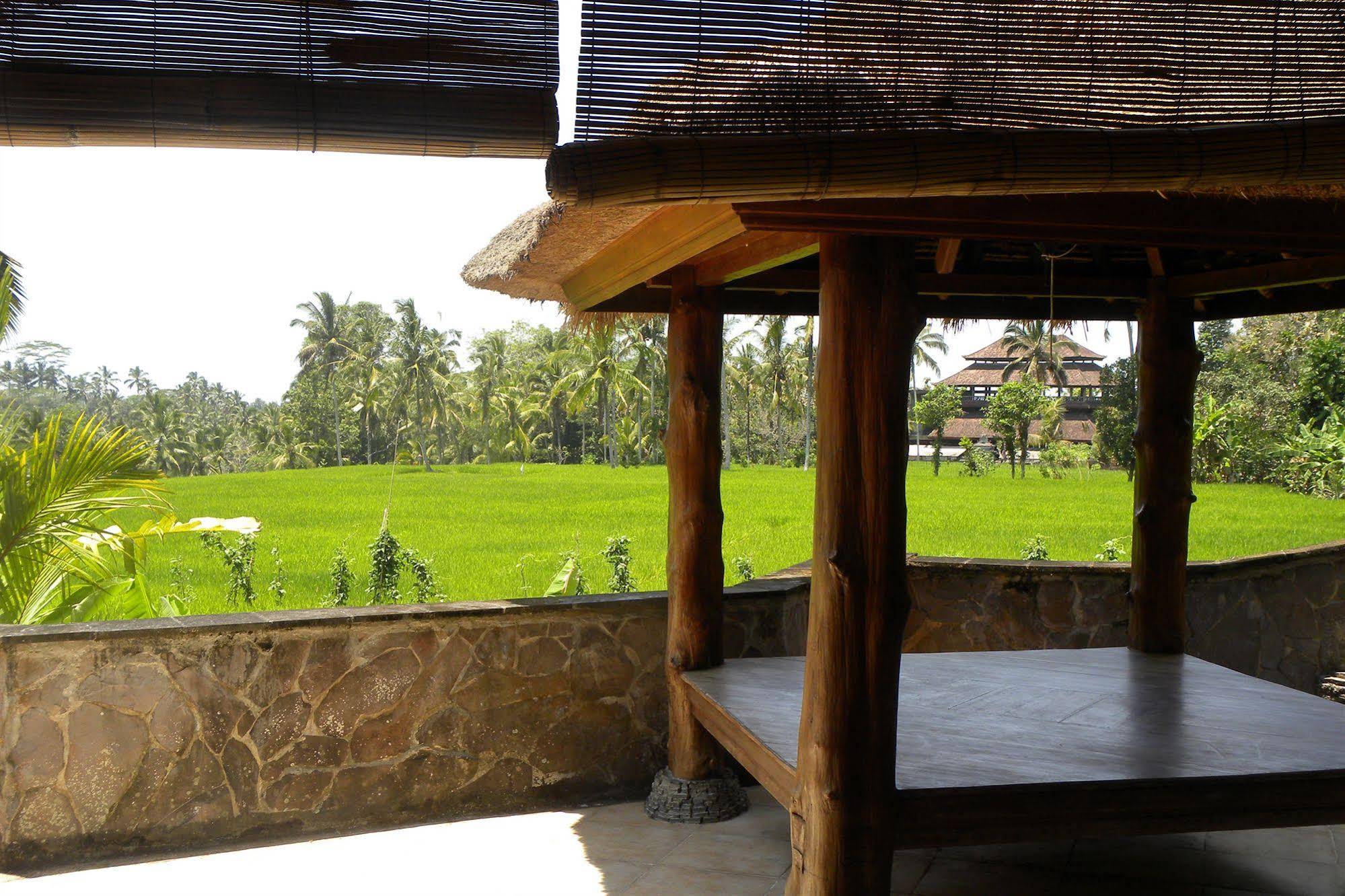 Saudara Home