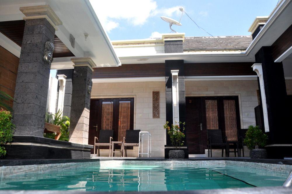 Denays House