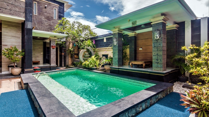 Denays House