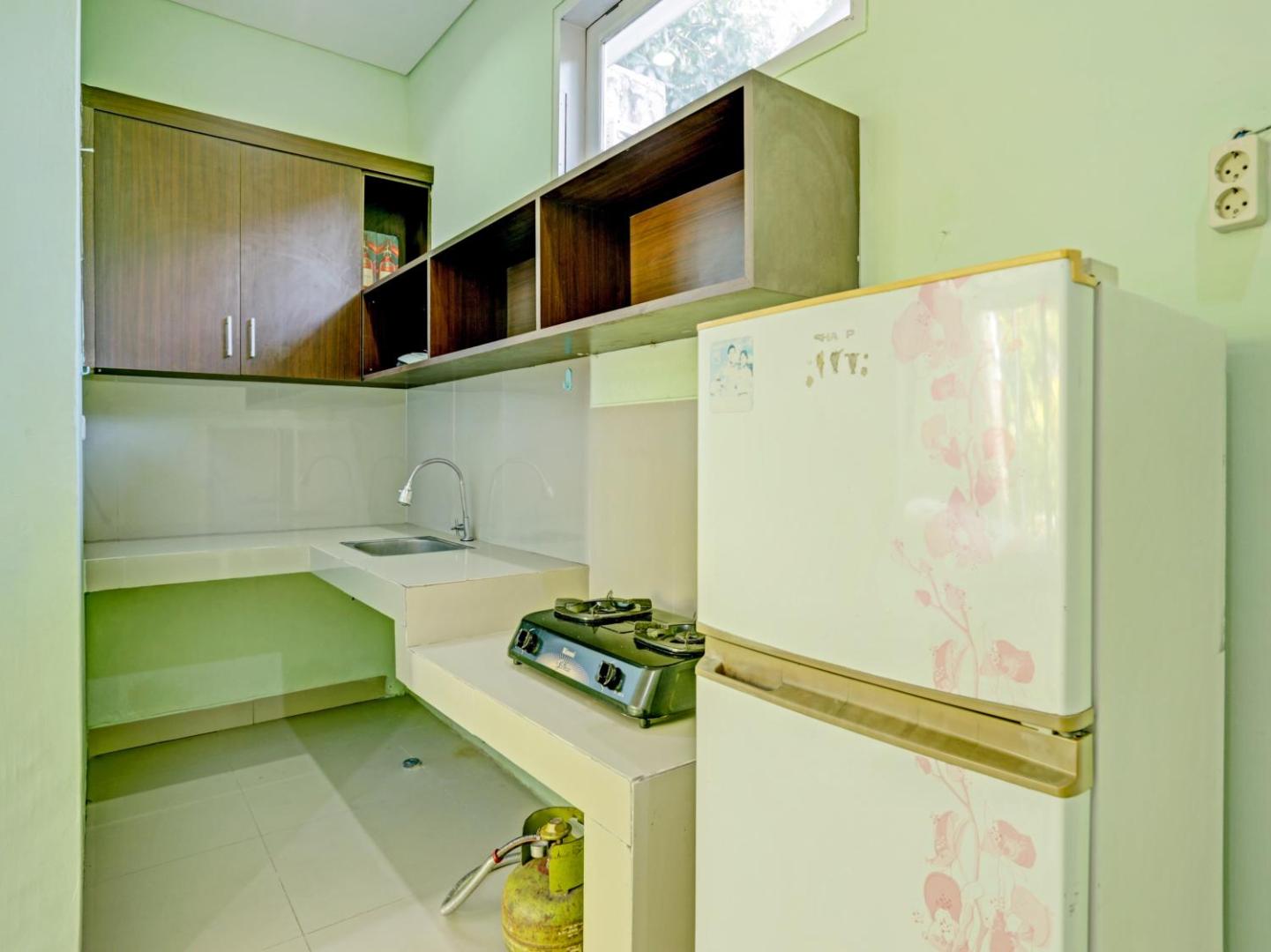 Amore Apartment by OYO
