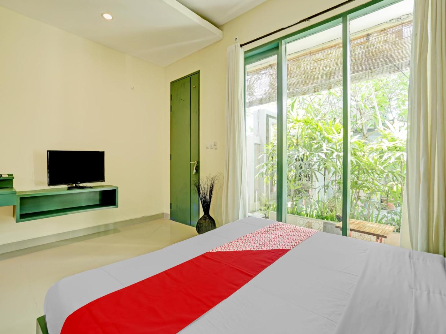 Amore Apartment by OYO