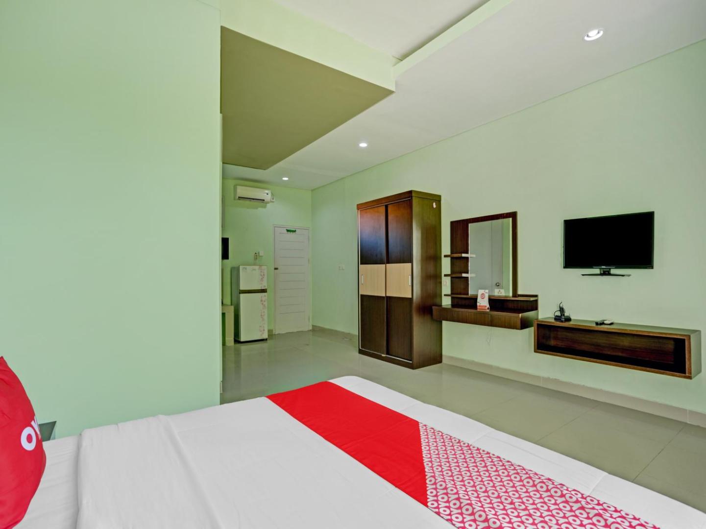 Amore Apartment by OYO