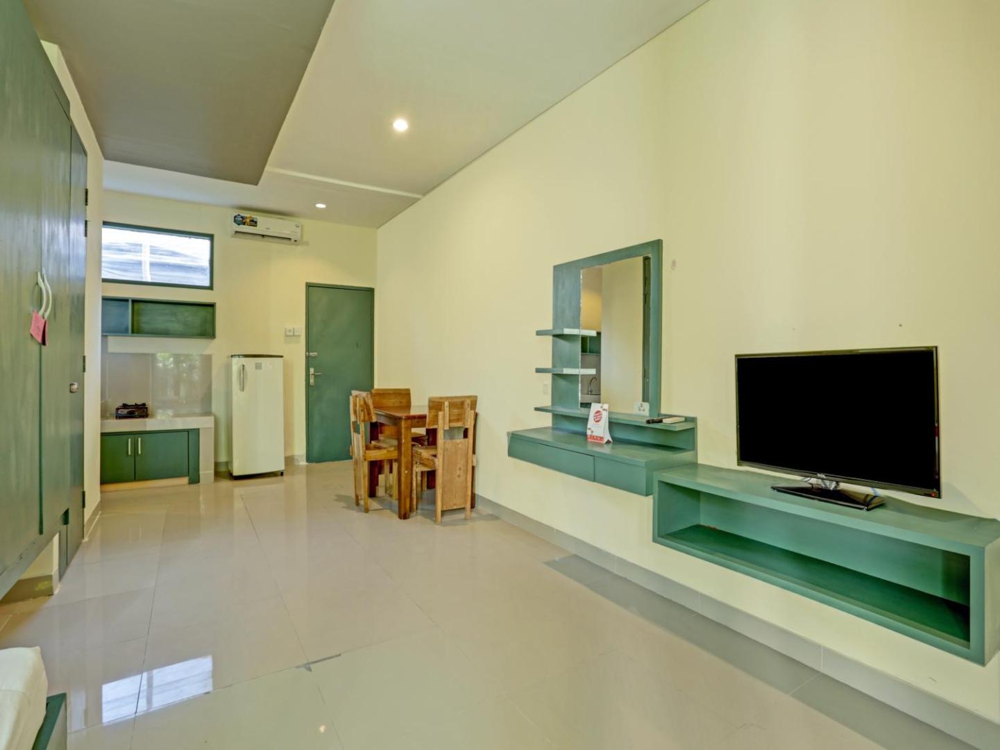 Amore Apartment by OYO
