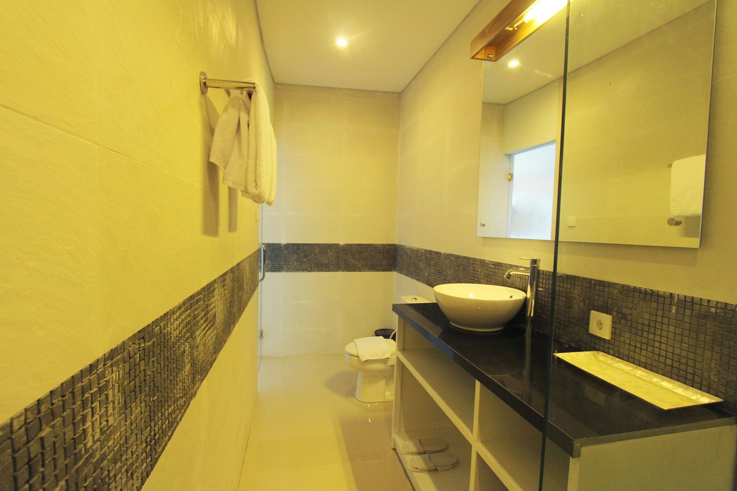 Apple Suite Apartment