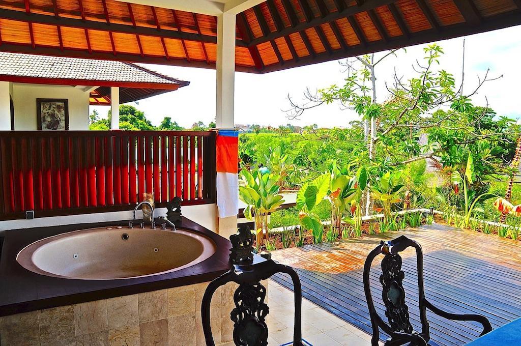 Aqua Bali Villa