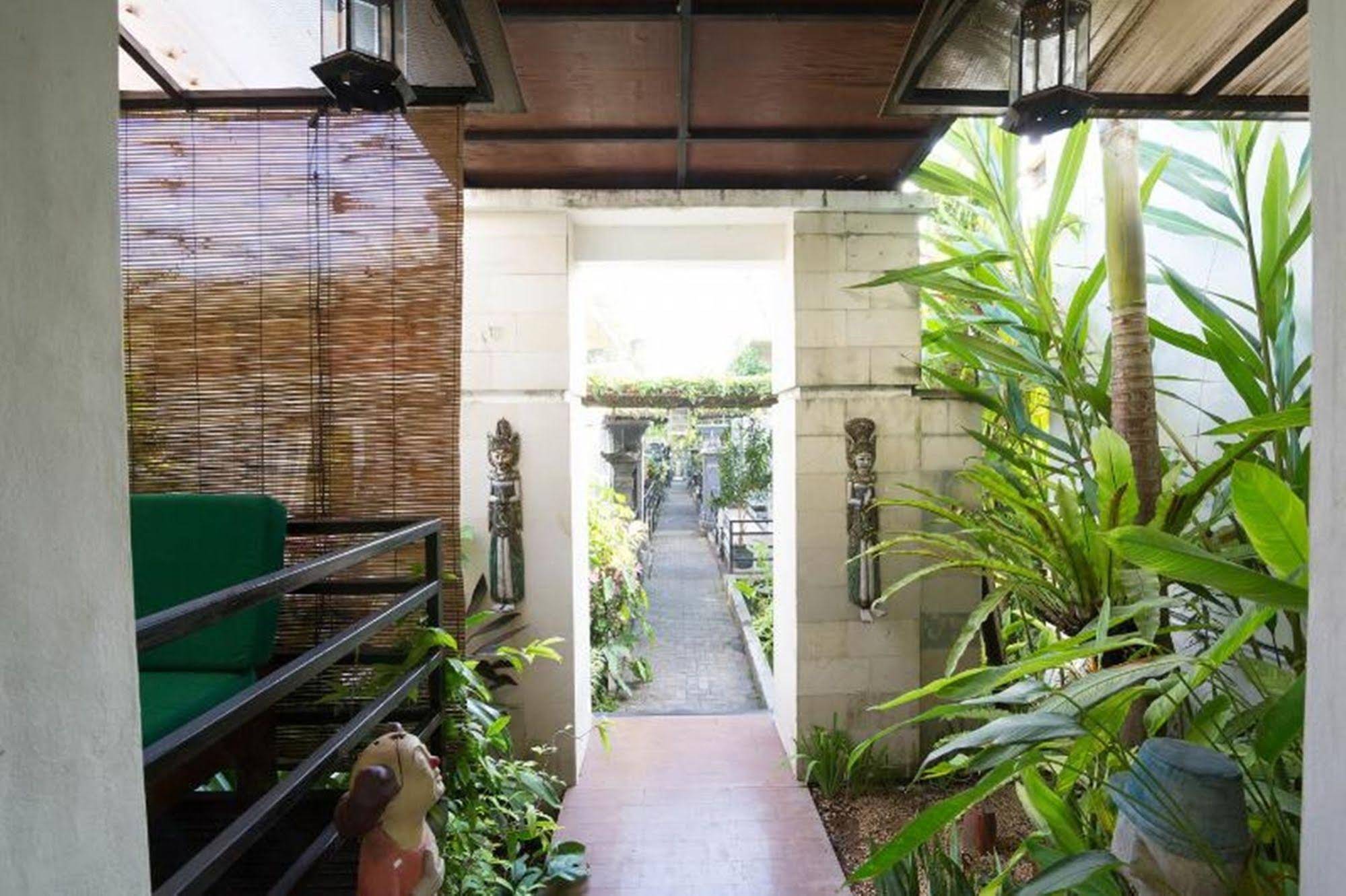 Aqua Octaviana Bali Villa