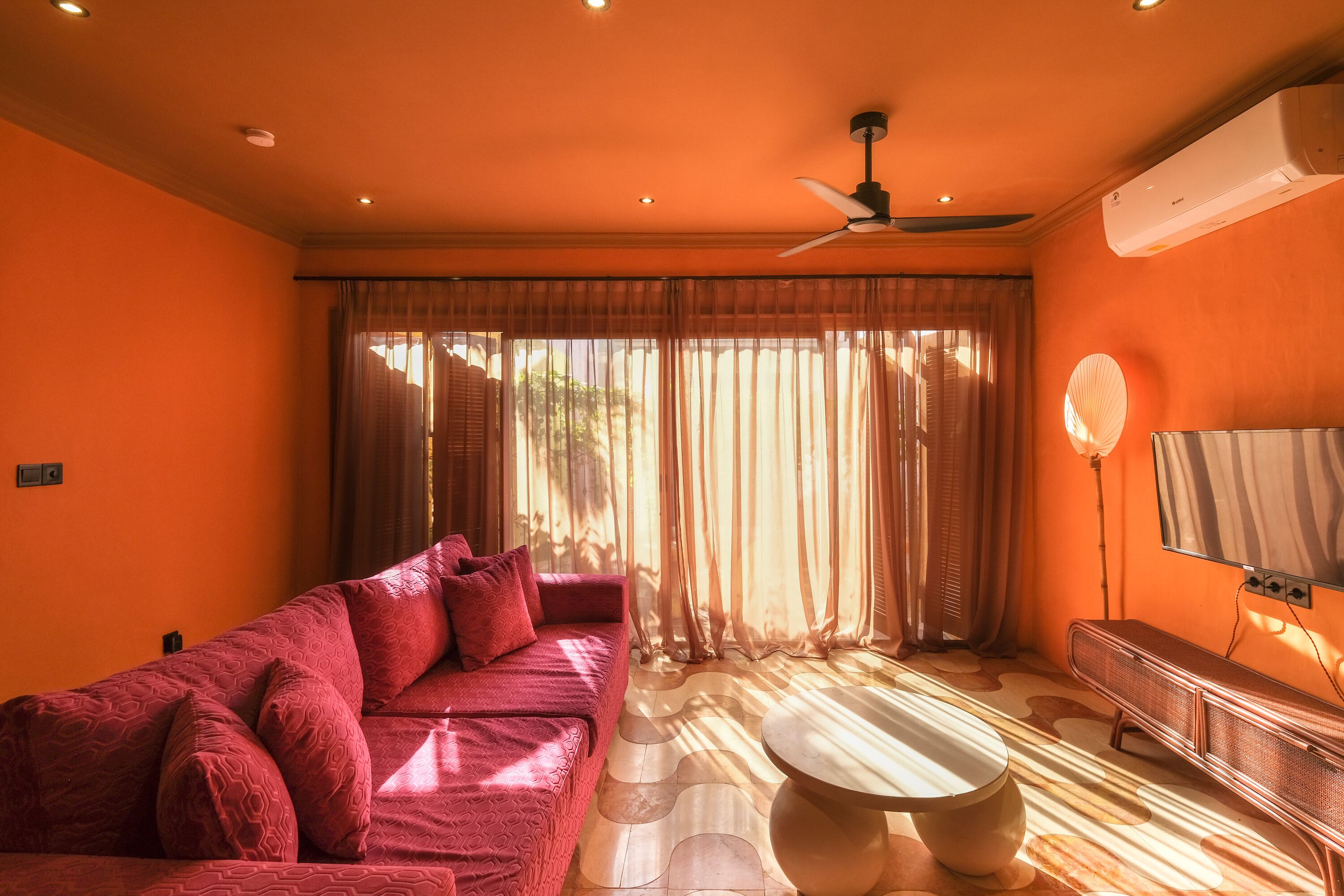 El Barrio Boutique Hotel & Bar