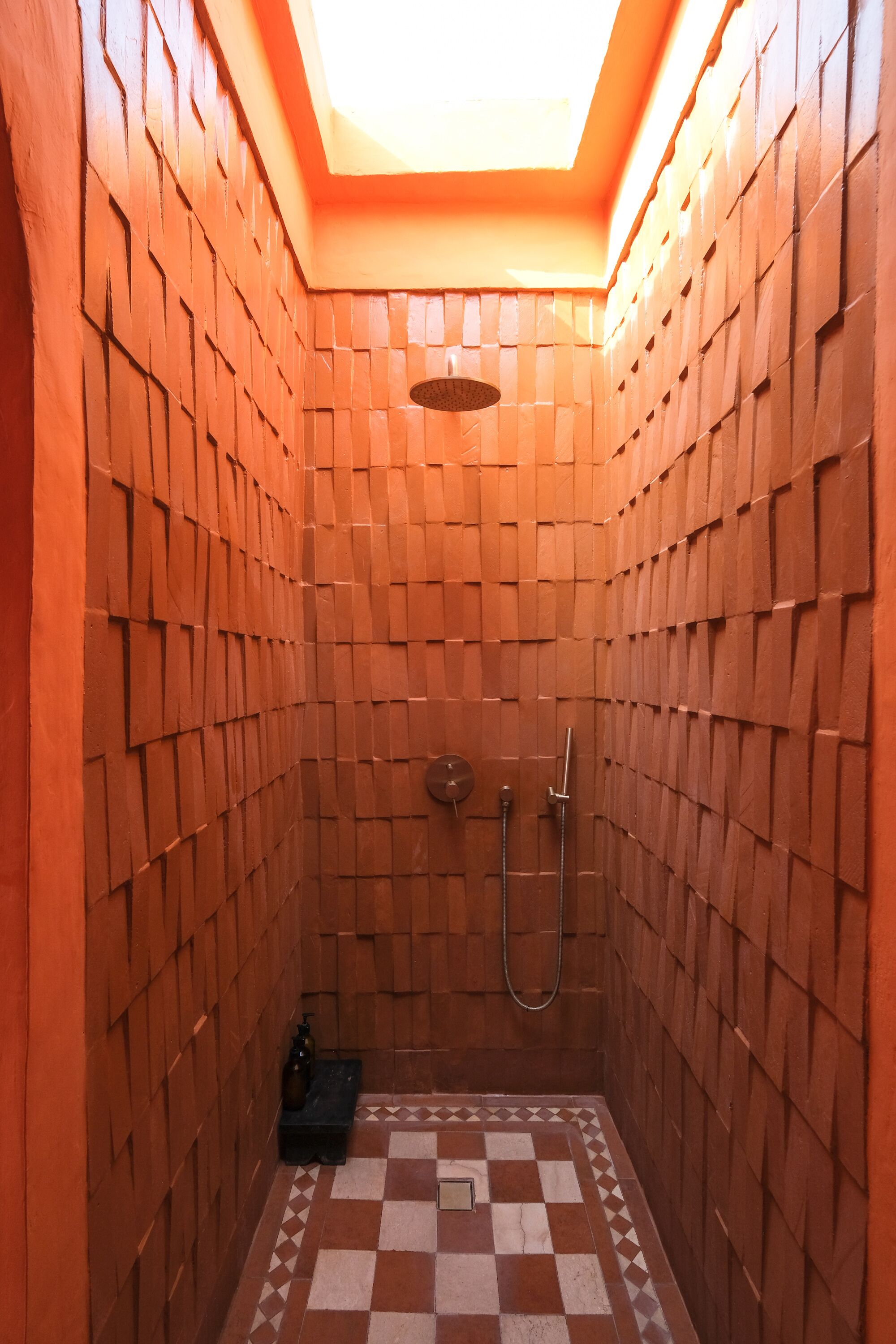 El Barrio Boutique Hotel & Bar
