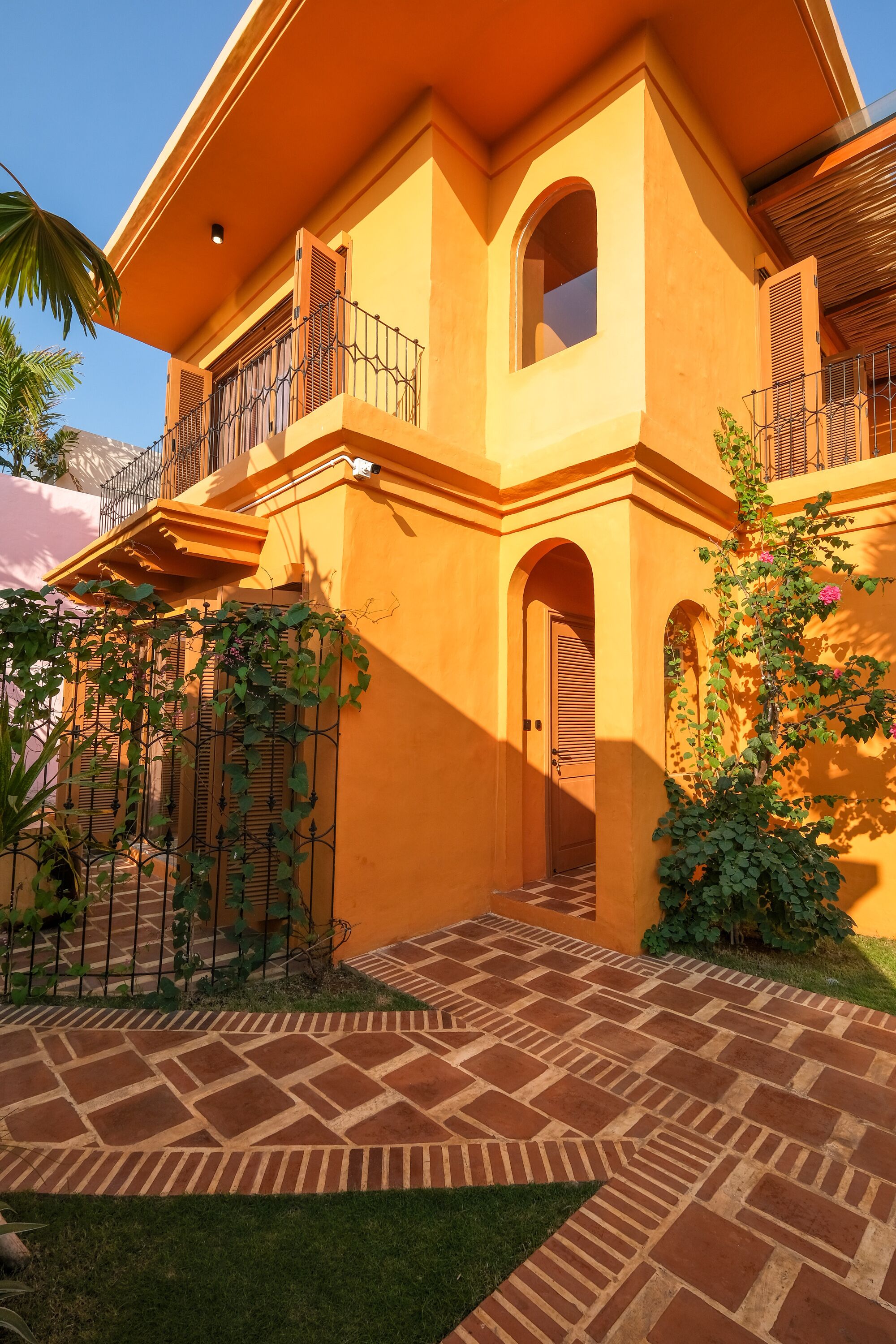 El Barrio Boutique Hotel & Bar