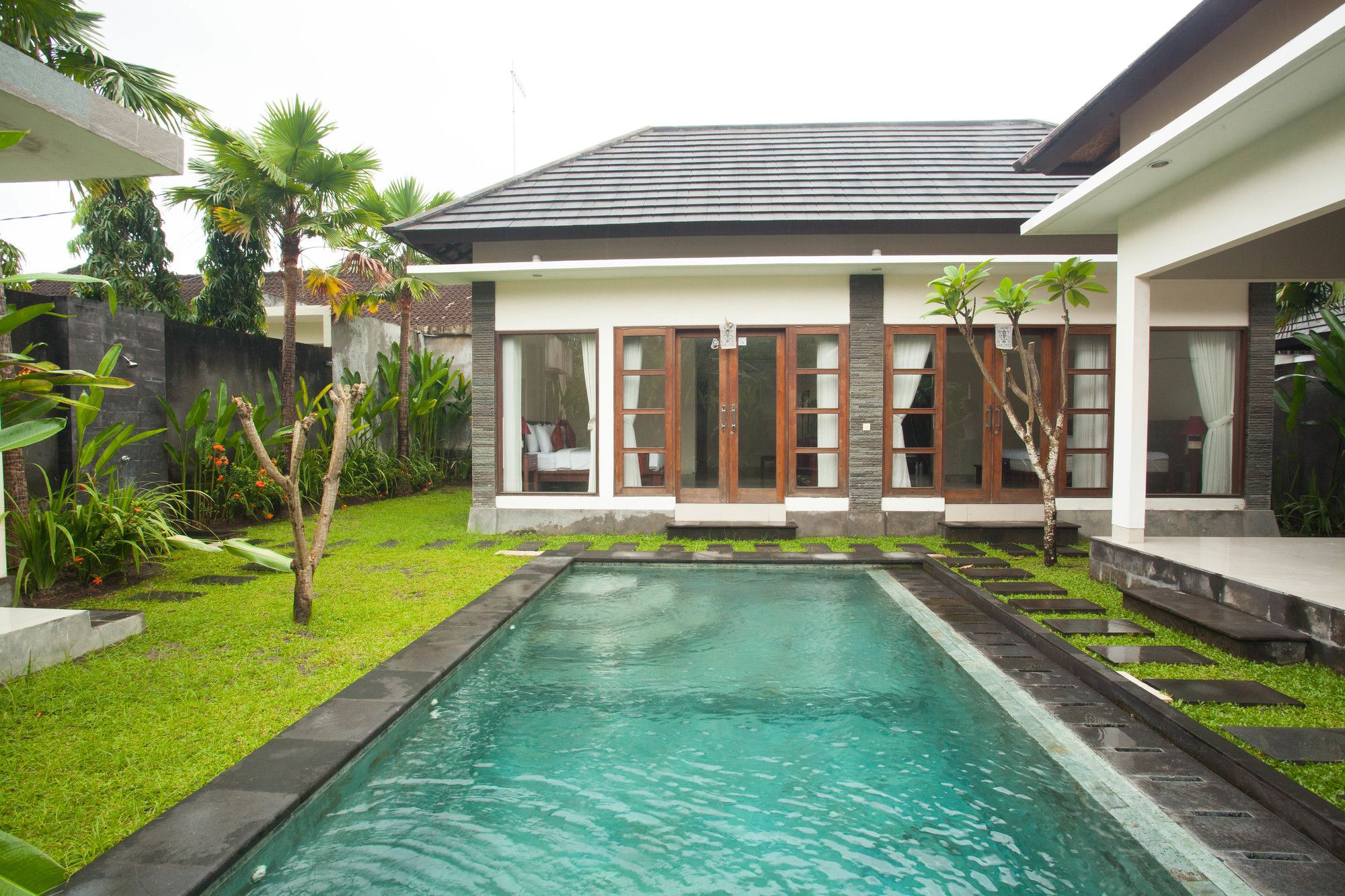 Kusuma Villas