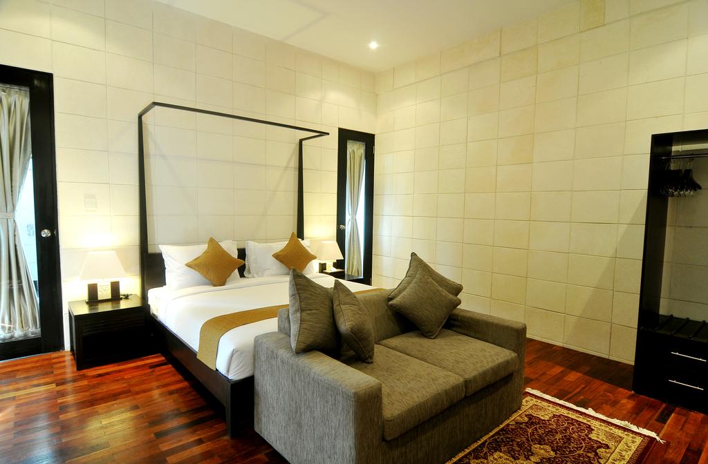 Marbella Pool Suite