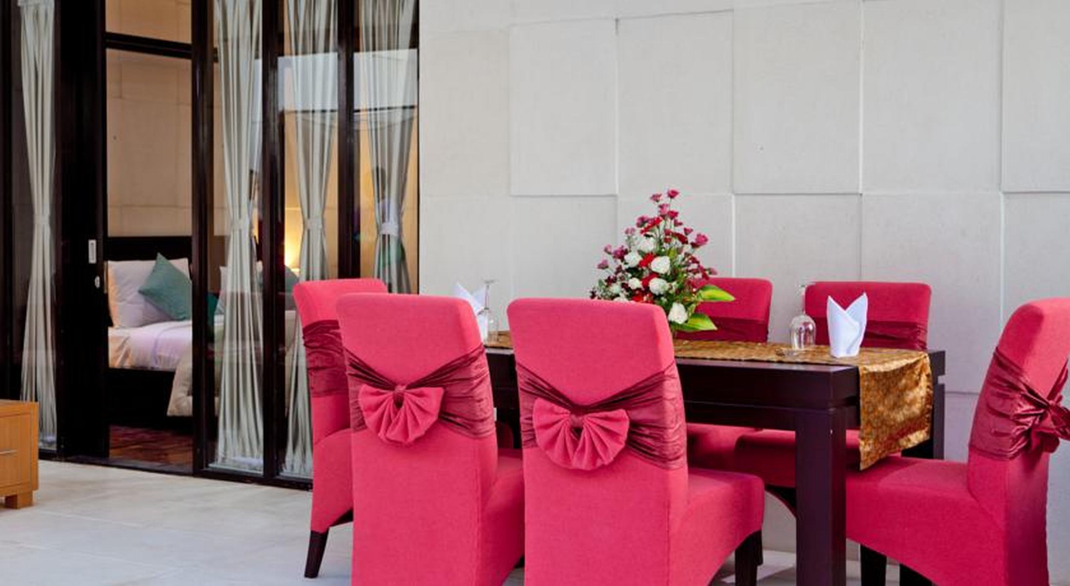 Marbella Pool Suite