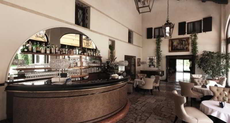 Palmae Villa