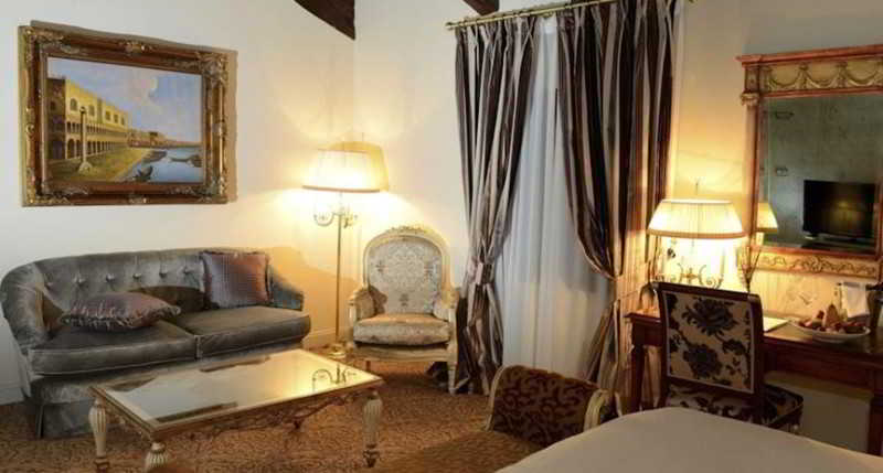 Palmae Villa