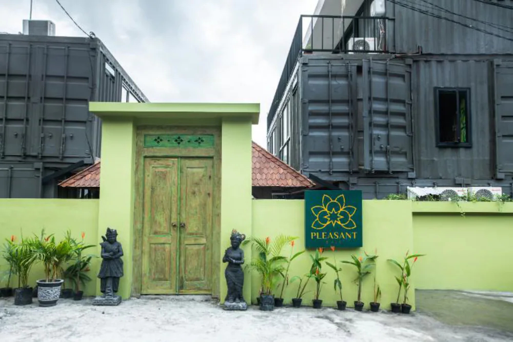 Pleasant Bali by OYO Rooms
