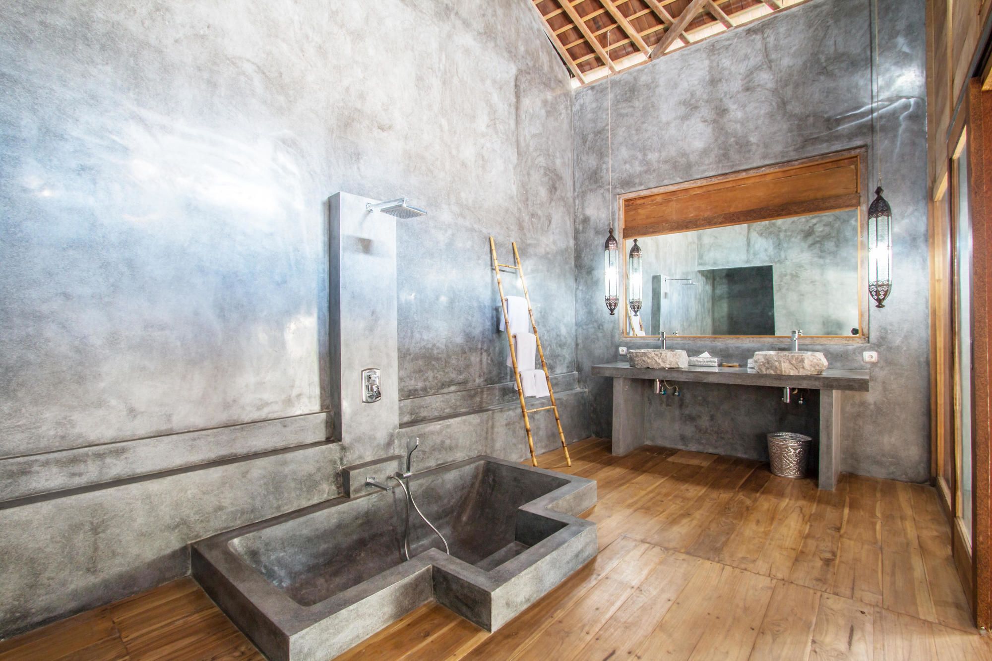 Secret River Villa