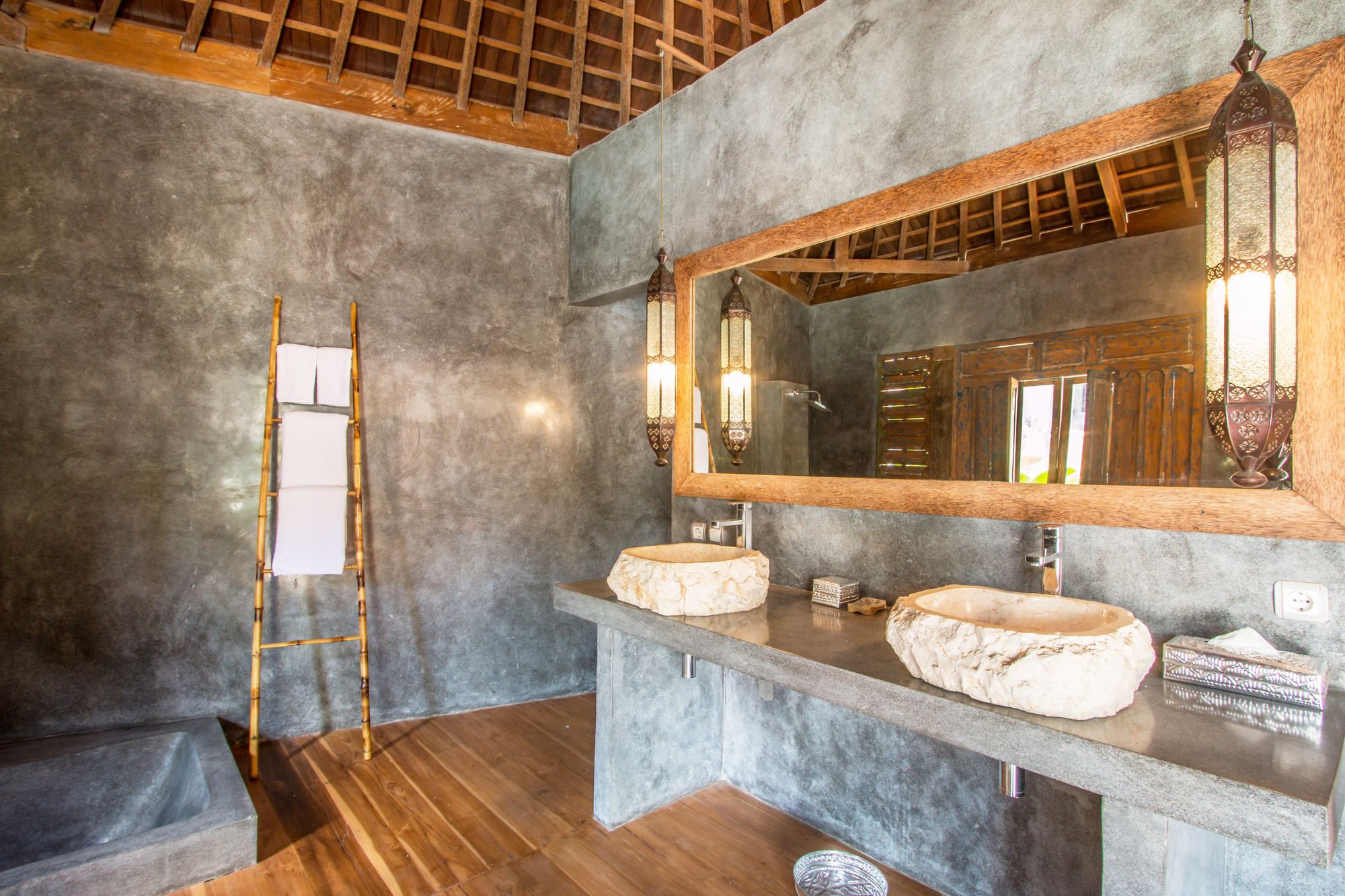 Secret River Villa