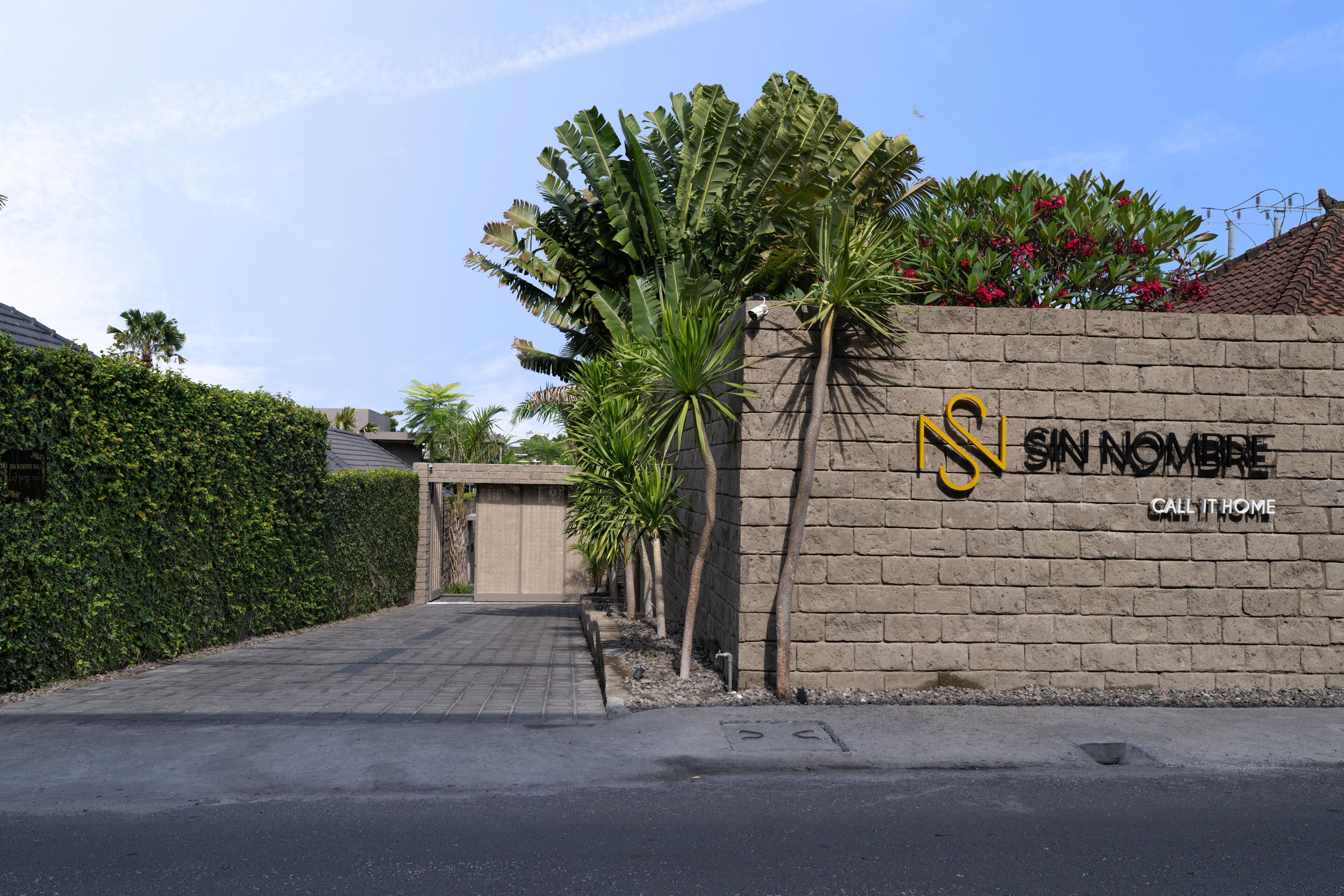 Sin Nombre Bali