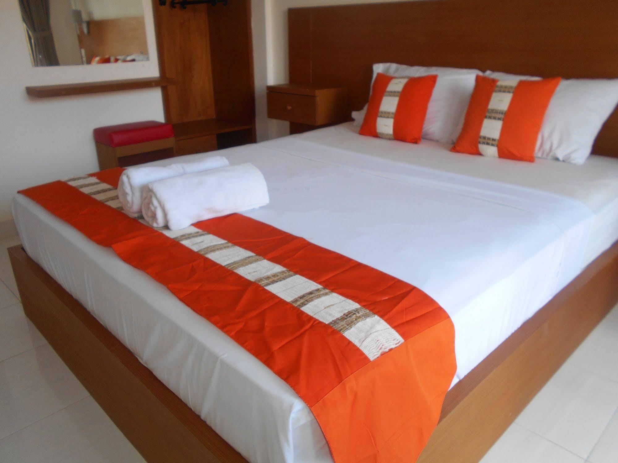Spunky Premiere Kuta by Reddoors