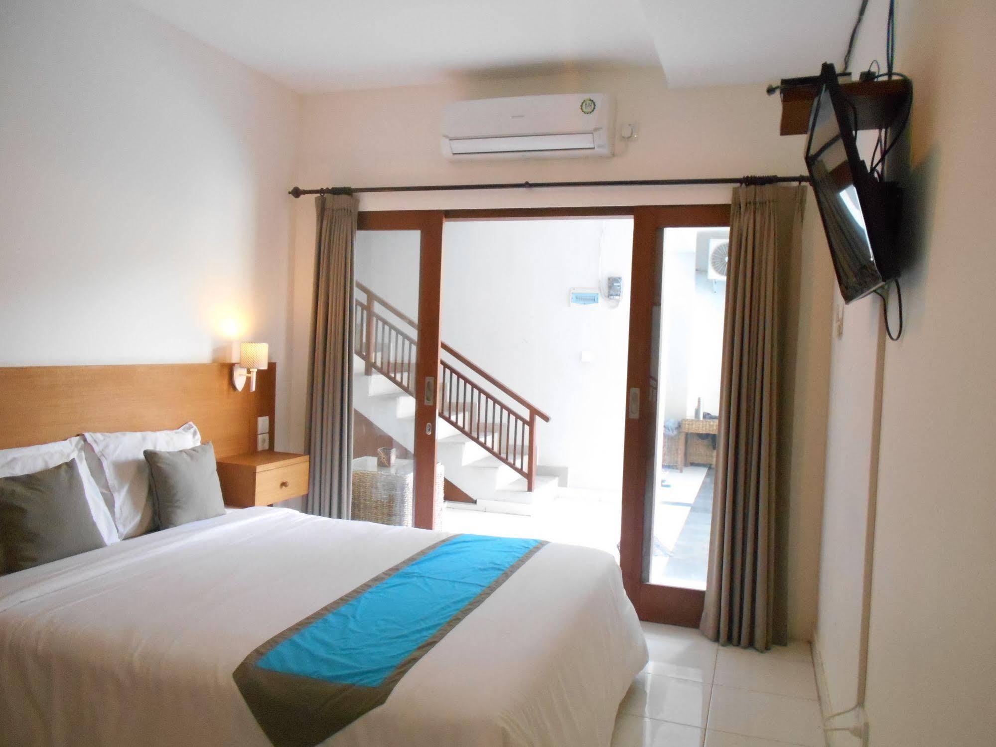 Spunky Premiere Kuta by Reddoors