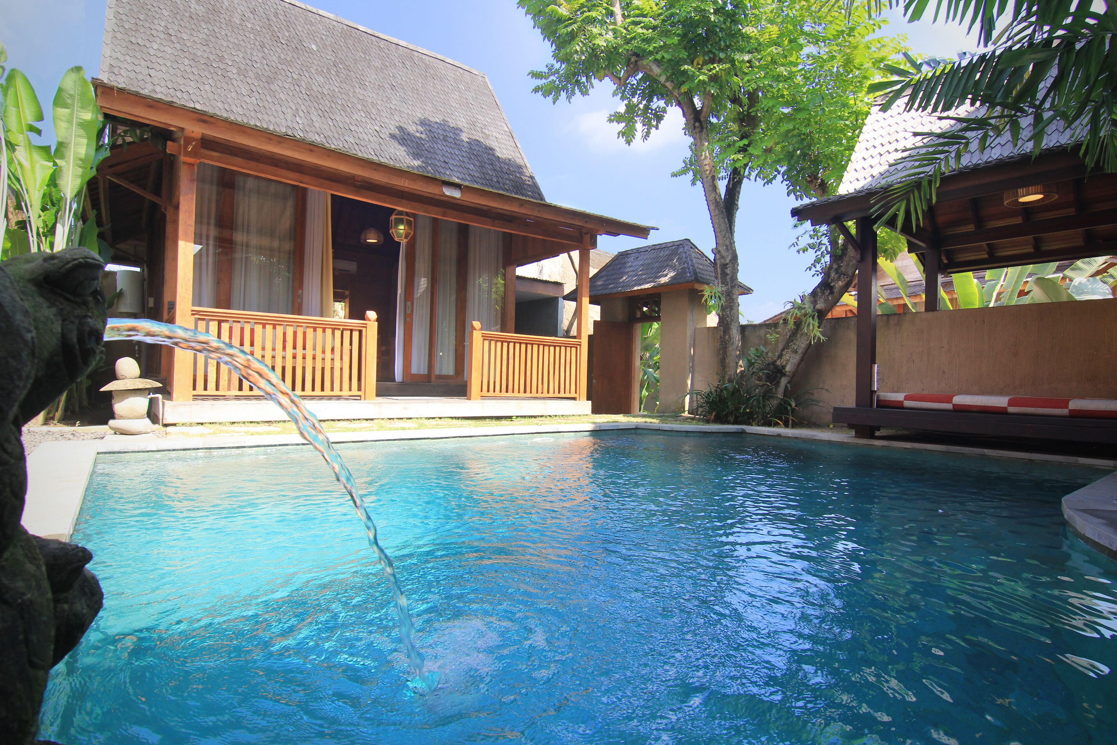 Taulan Villa by Social Hideout