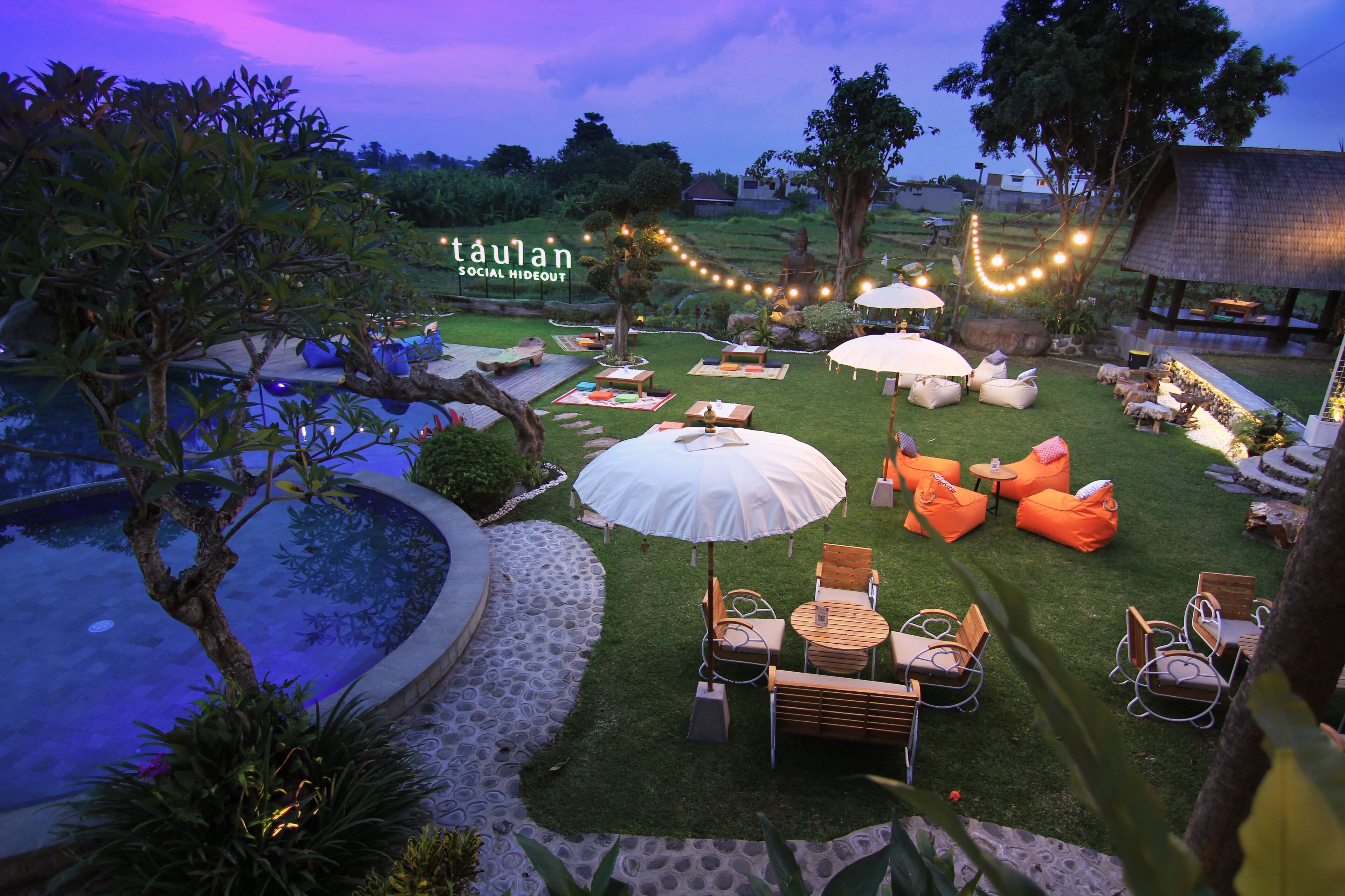 Taulan Villa by Social Hideout