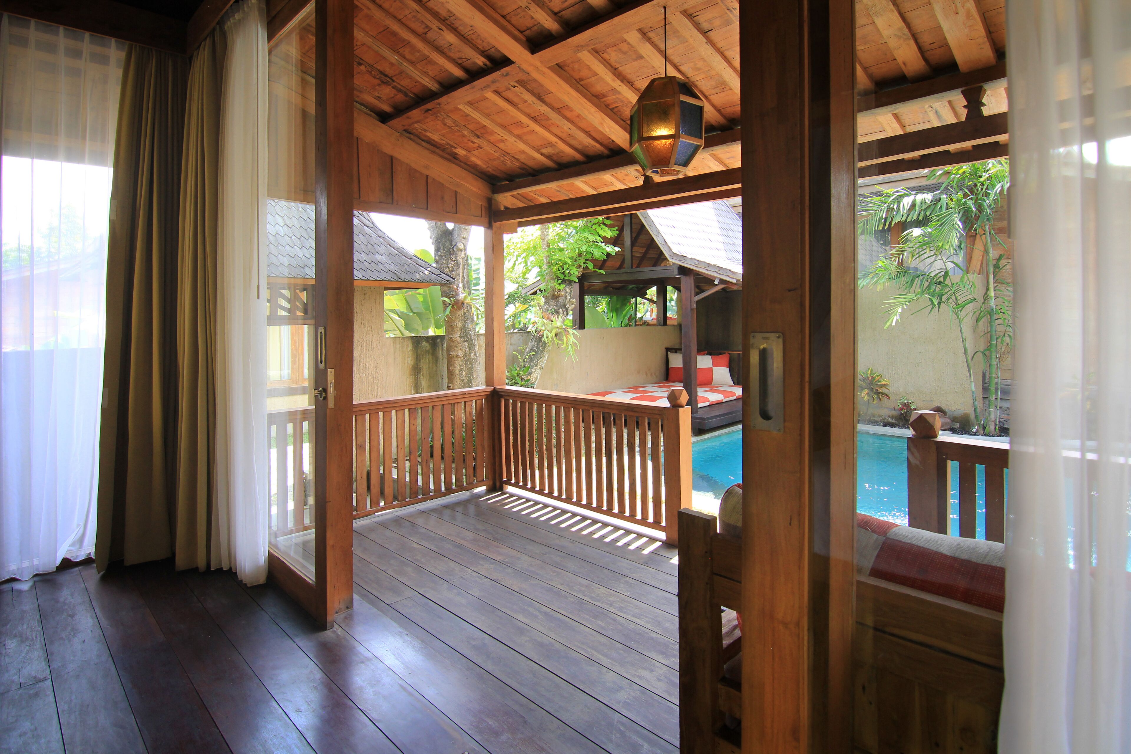 Taulan Villa by Social Hideout