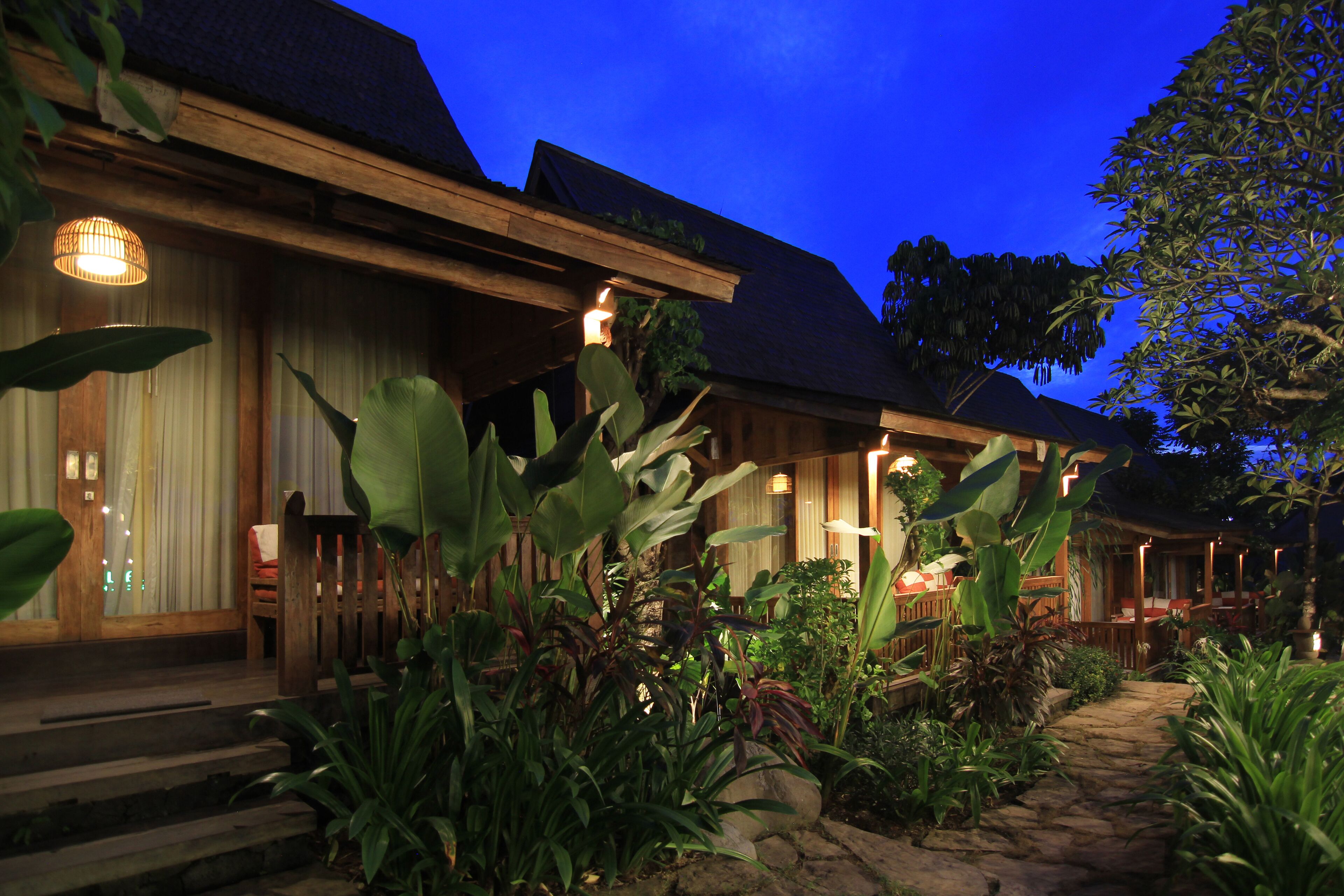 Taulan Villa by Social Hideout