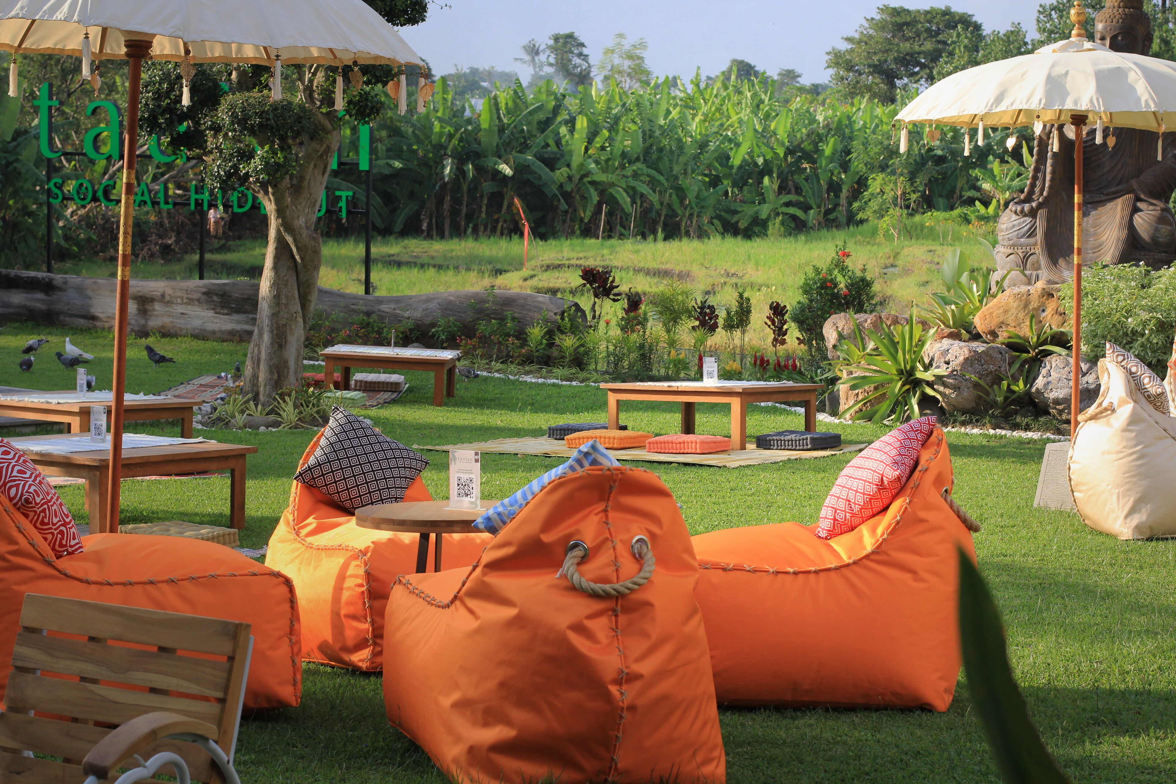 Taulan Villa by Social Hideout
