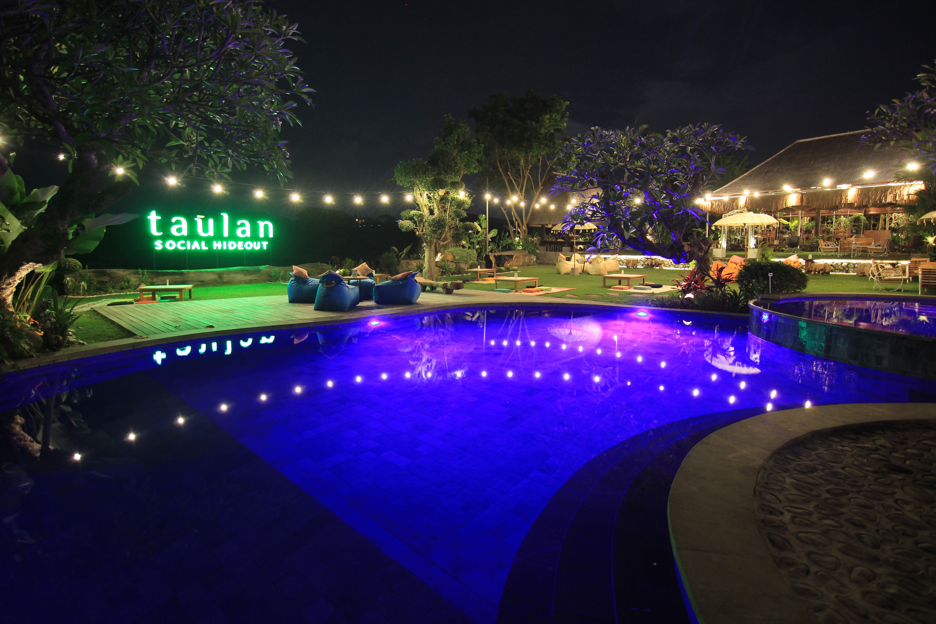 Taulan Villa by Social Hideout