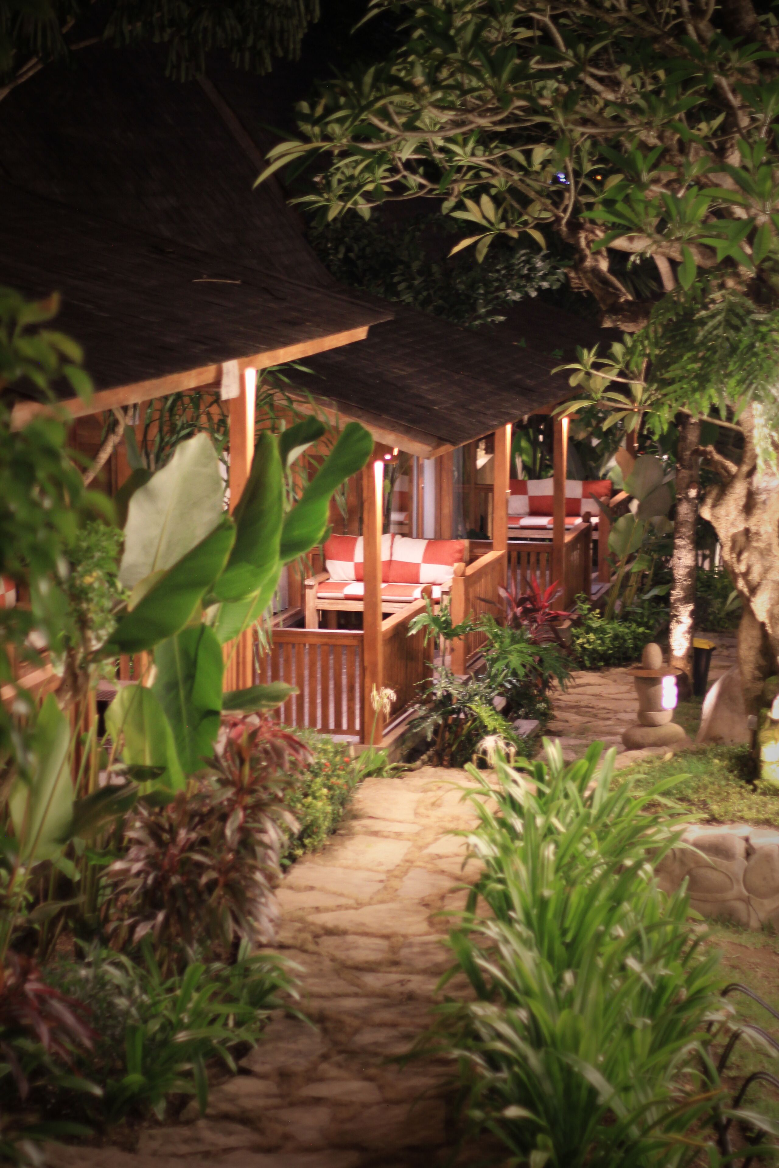 Taulan Villa by Social Hideout