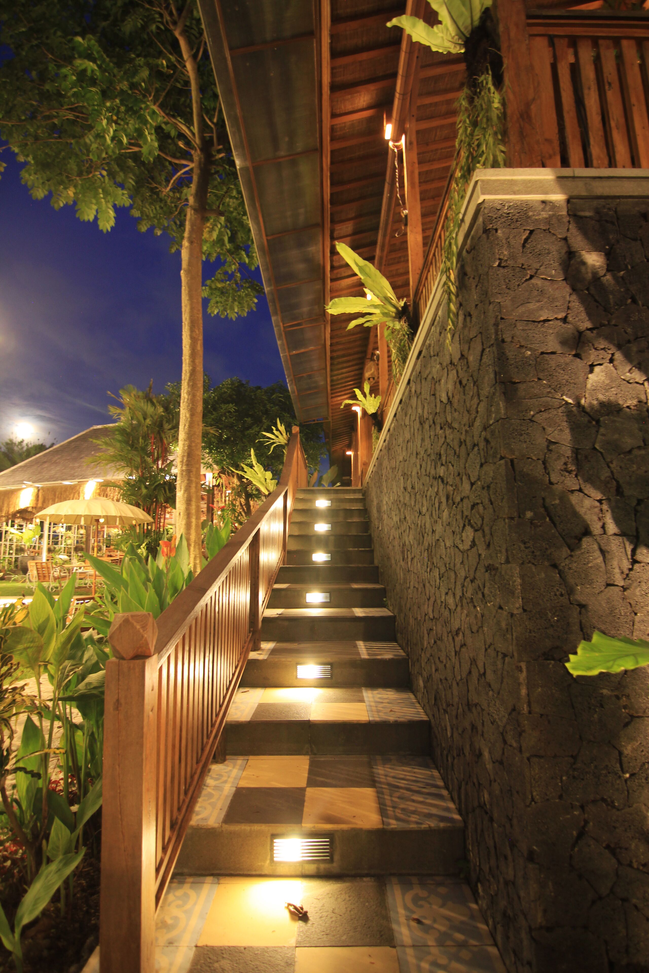 Taulan Villa by Social Hideout