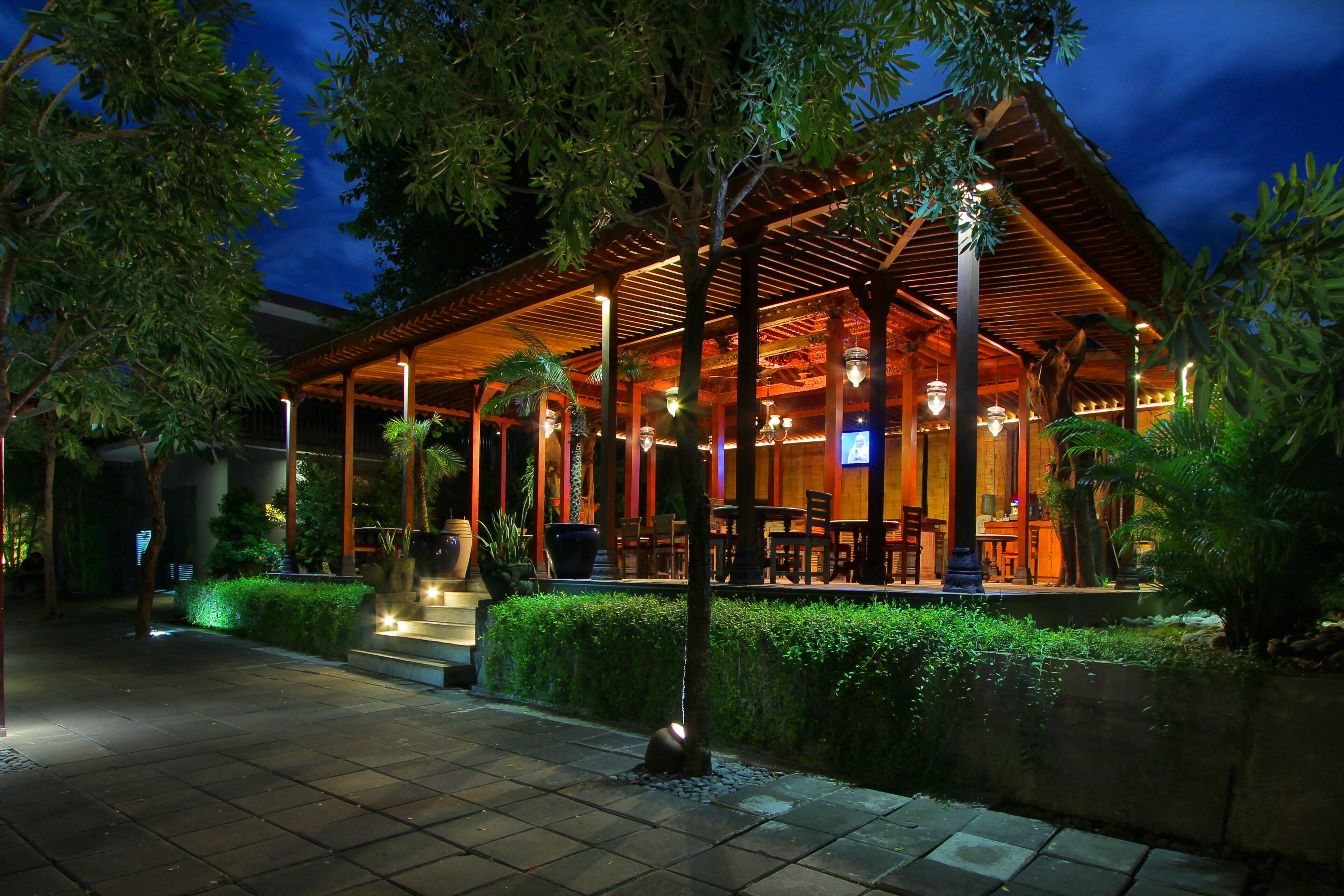 The Javana Royal Villas