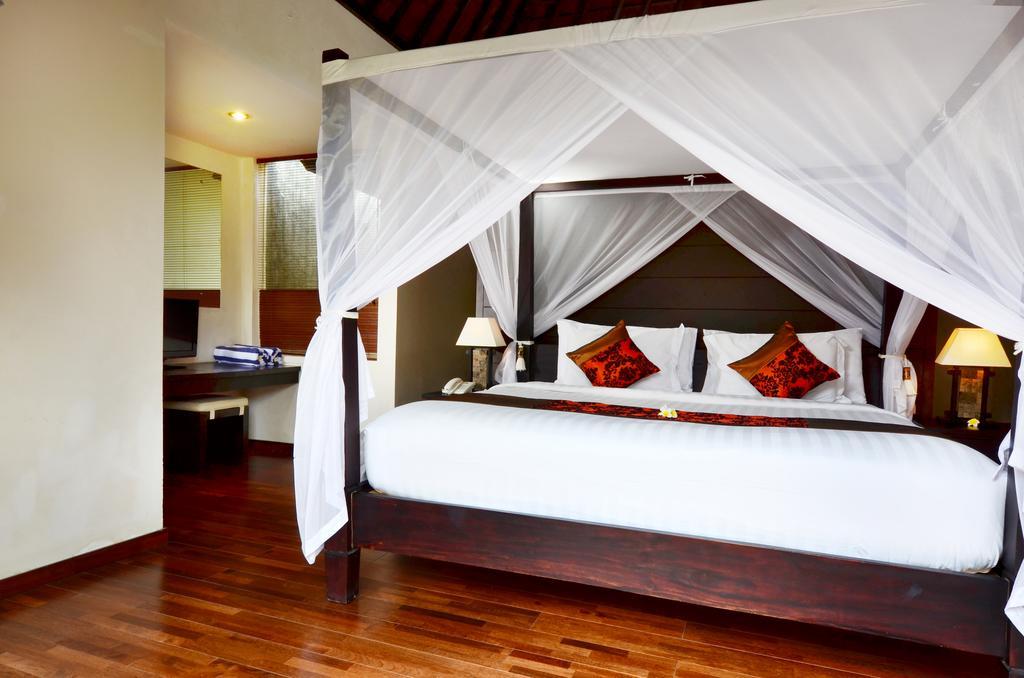 The Khayangan Dreams Villa Umalas